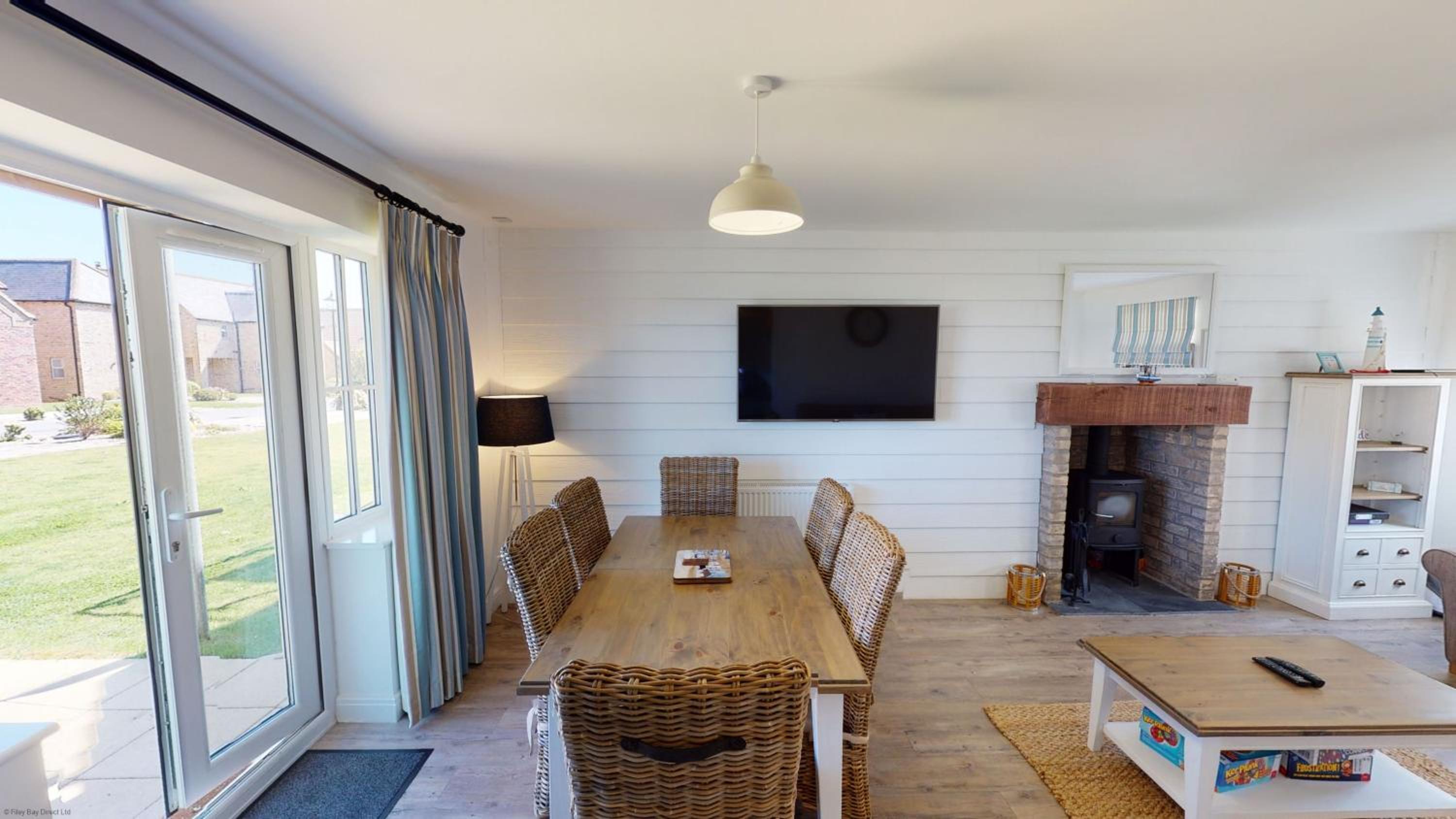 Sandy Shores, The Bay, 2 bedrooms with ensuites, balcony with sea view, parking with EV point, 2 dogs welcome view 5