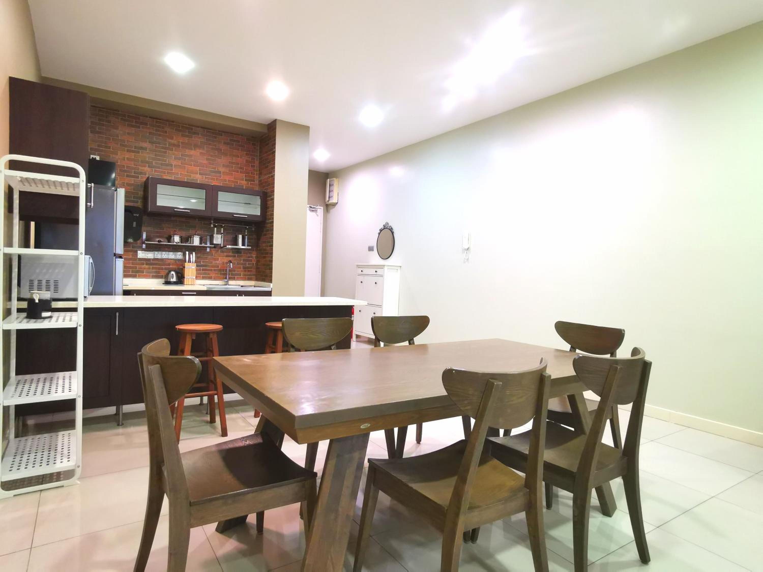 Sunset Seaview Vacation Condos @ IMAGO Shopping Mall, photo 64