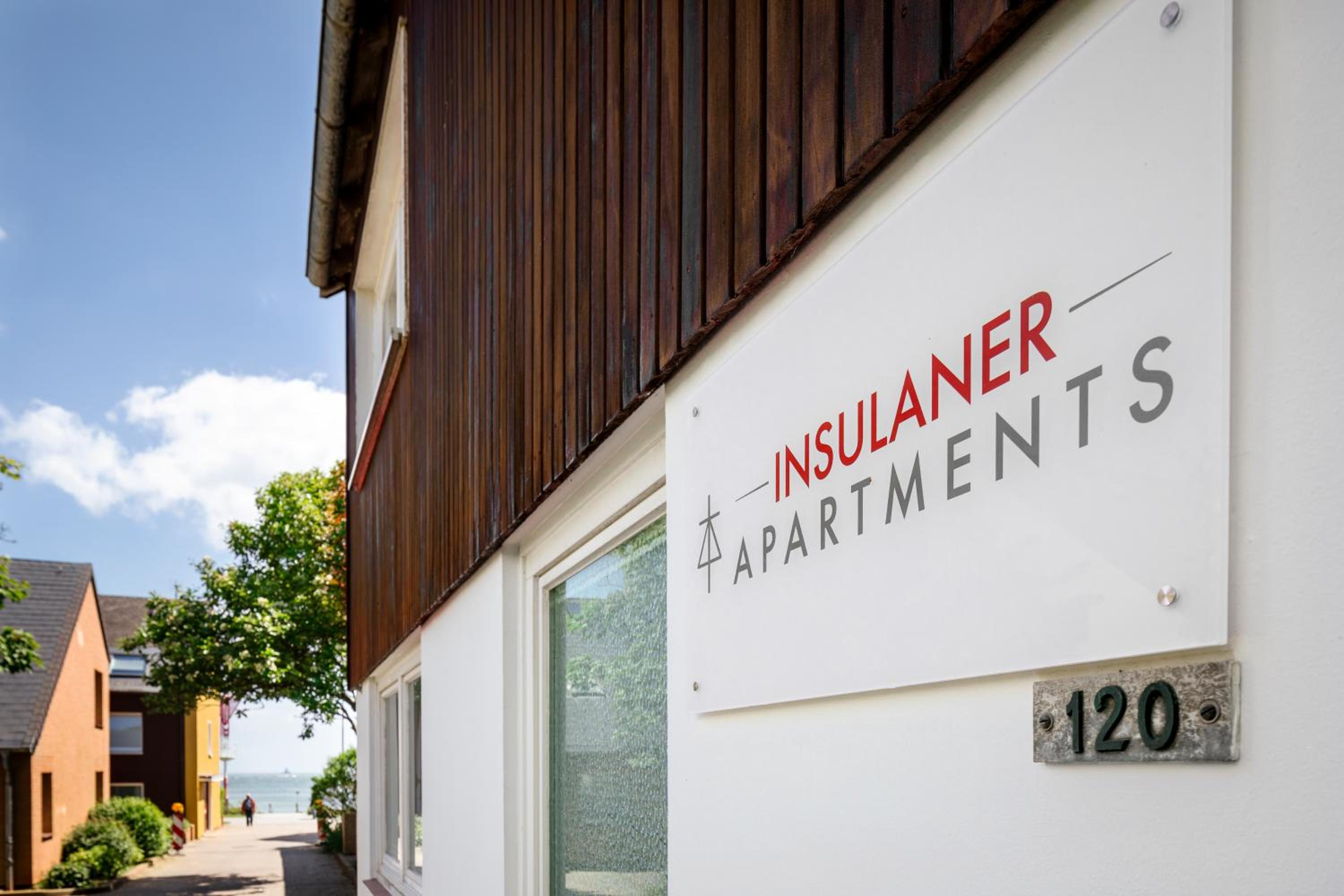 Insulaner Apartments view 2