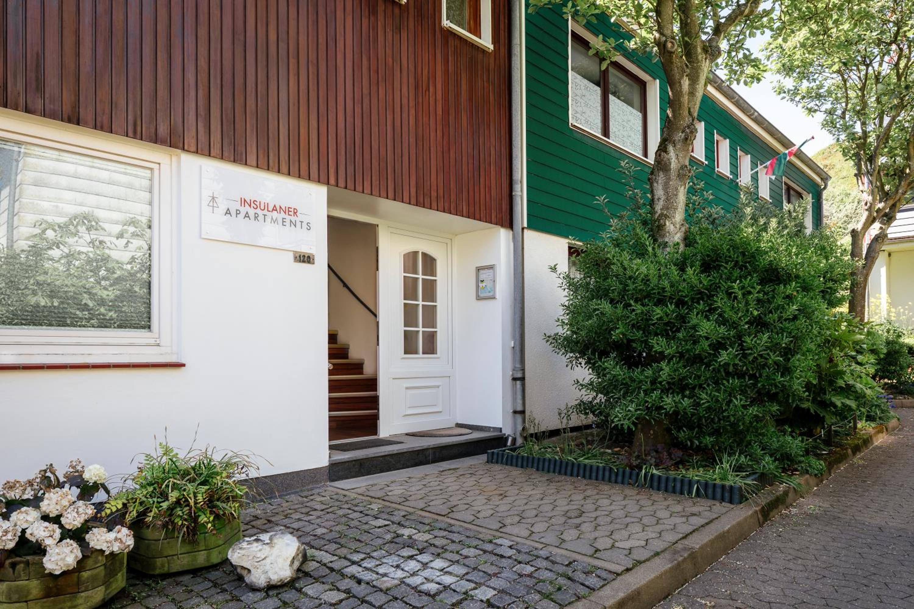 Insulaner Apartments view 5