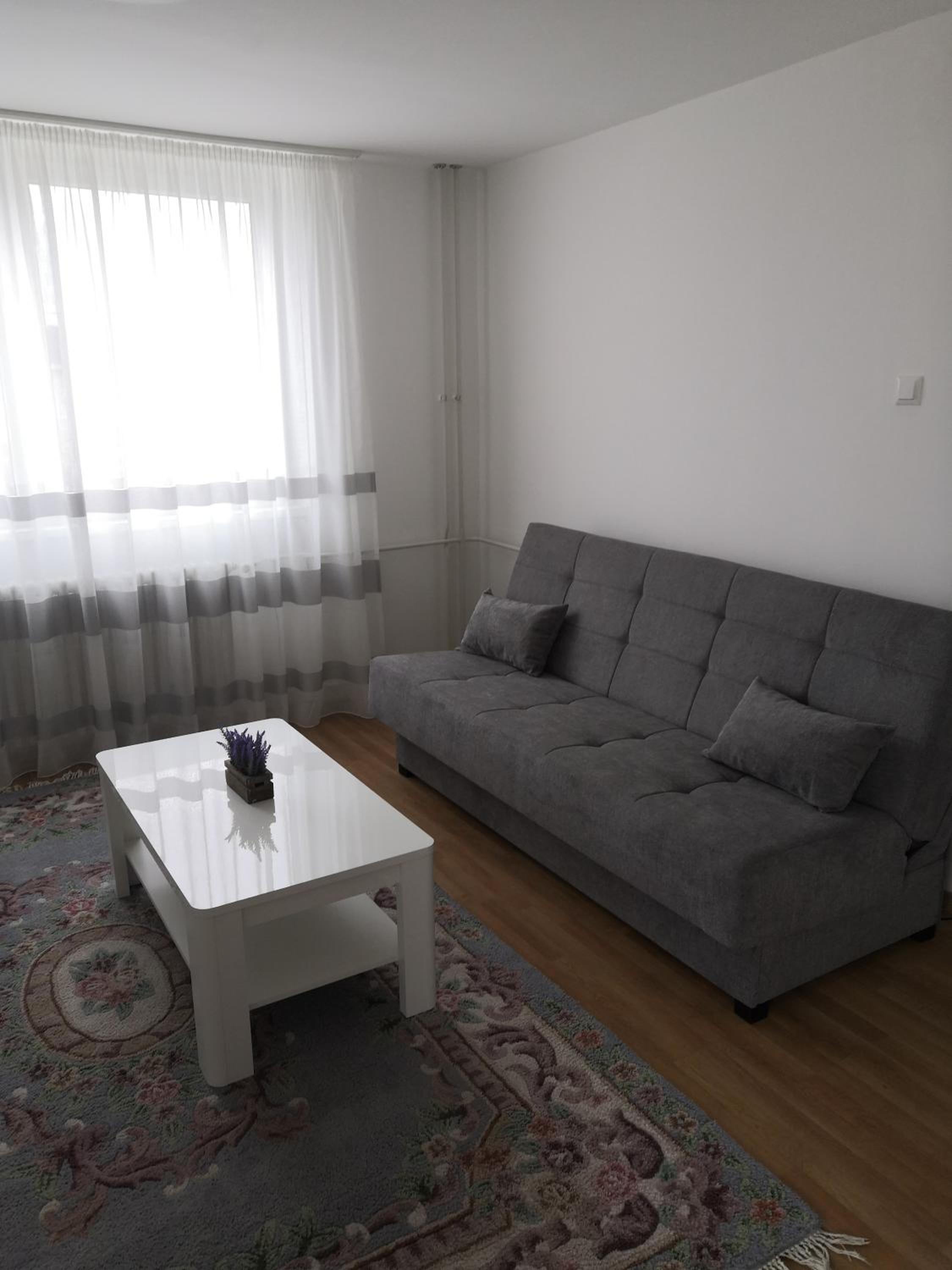 Apartman Deni