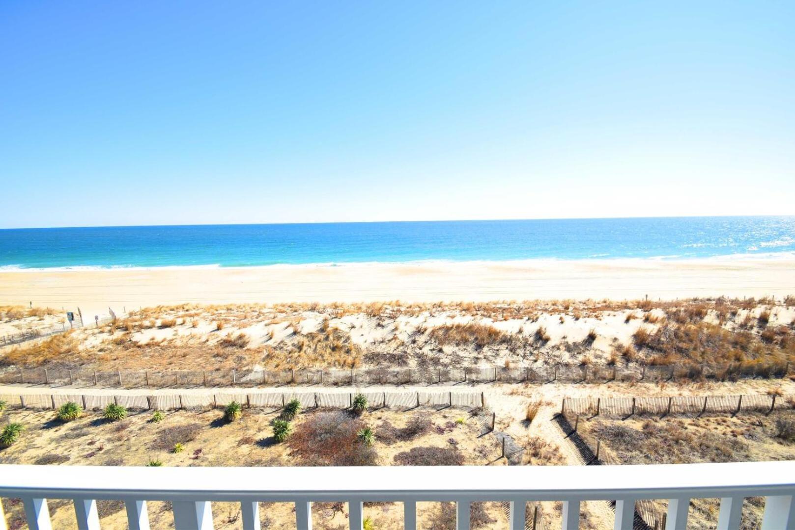 Sungate 401 condo view 3