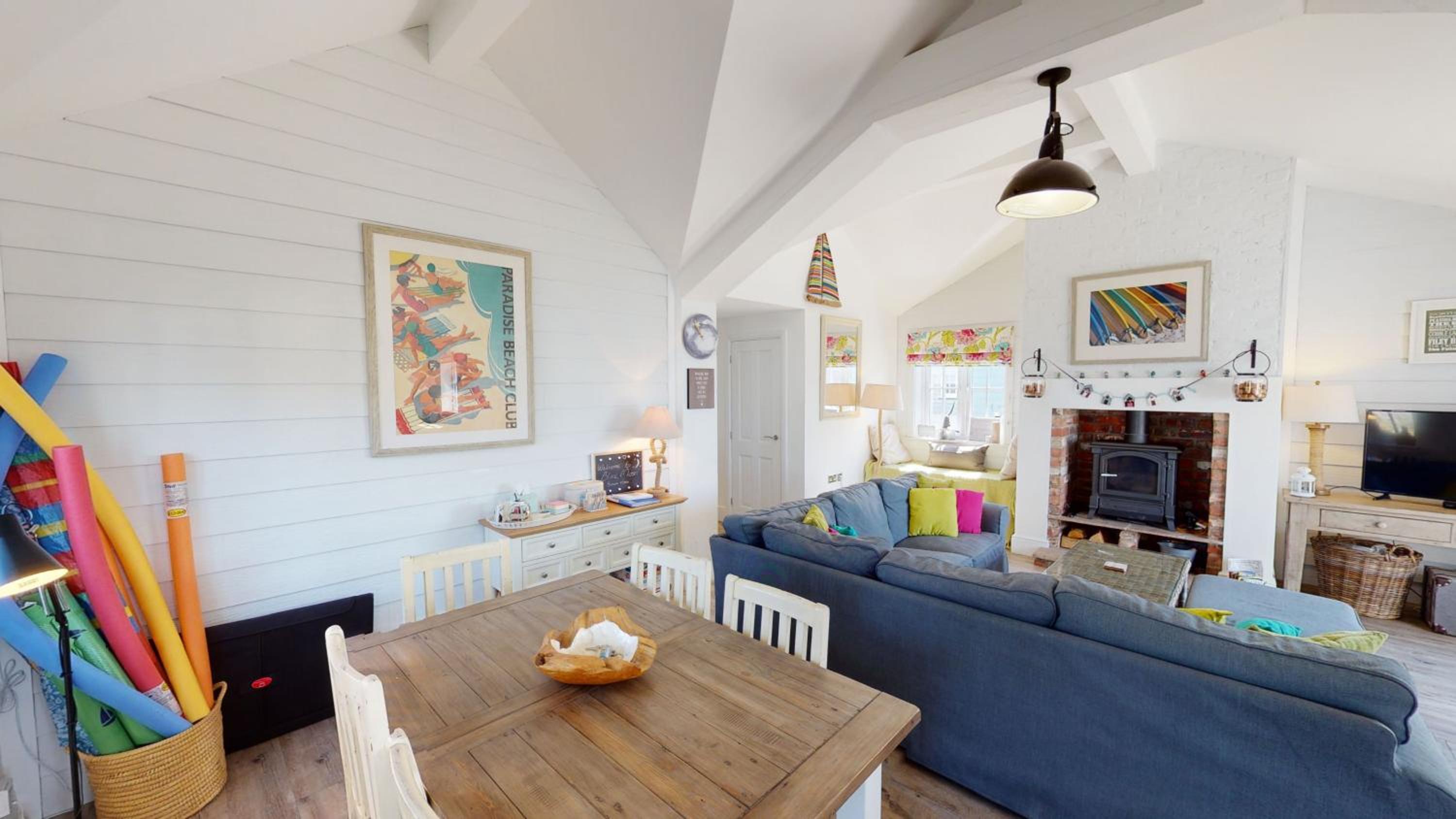 Blue Moon, The Bay, 2 bedrooms with ensuites, parking for 2 cars, 2 dogs welcome view 5