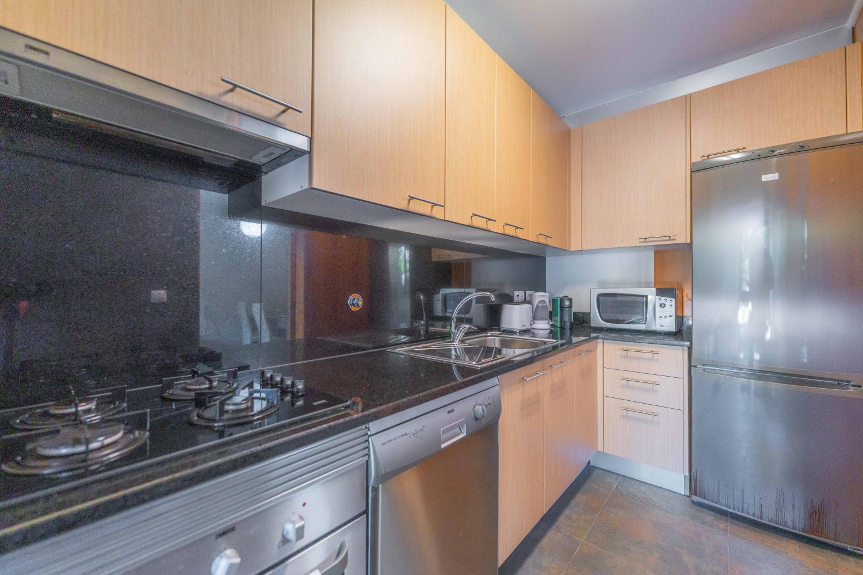 FLH Funchal Homey Apartment I view 4