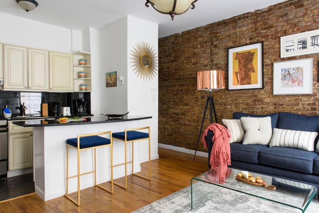 26-3B 1BR prime gramercy WD in unit Courtyard