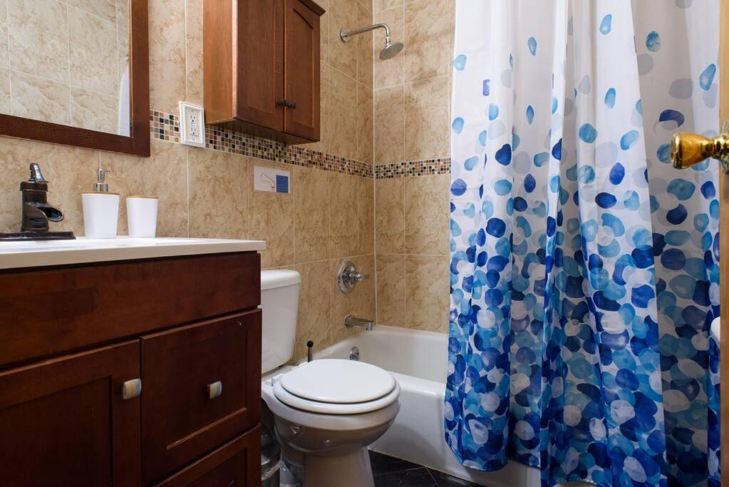 26-3B 1BR prime gramercy WD in unit Courtyard
