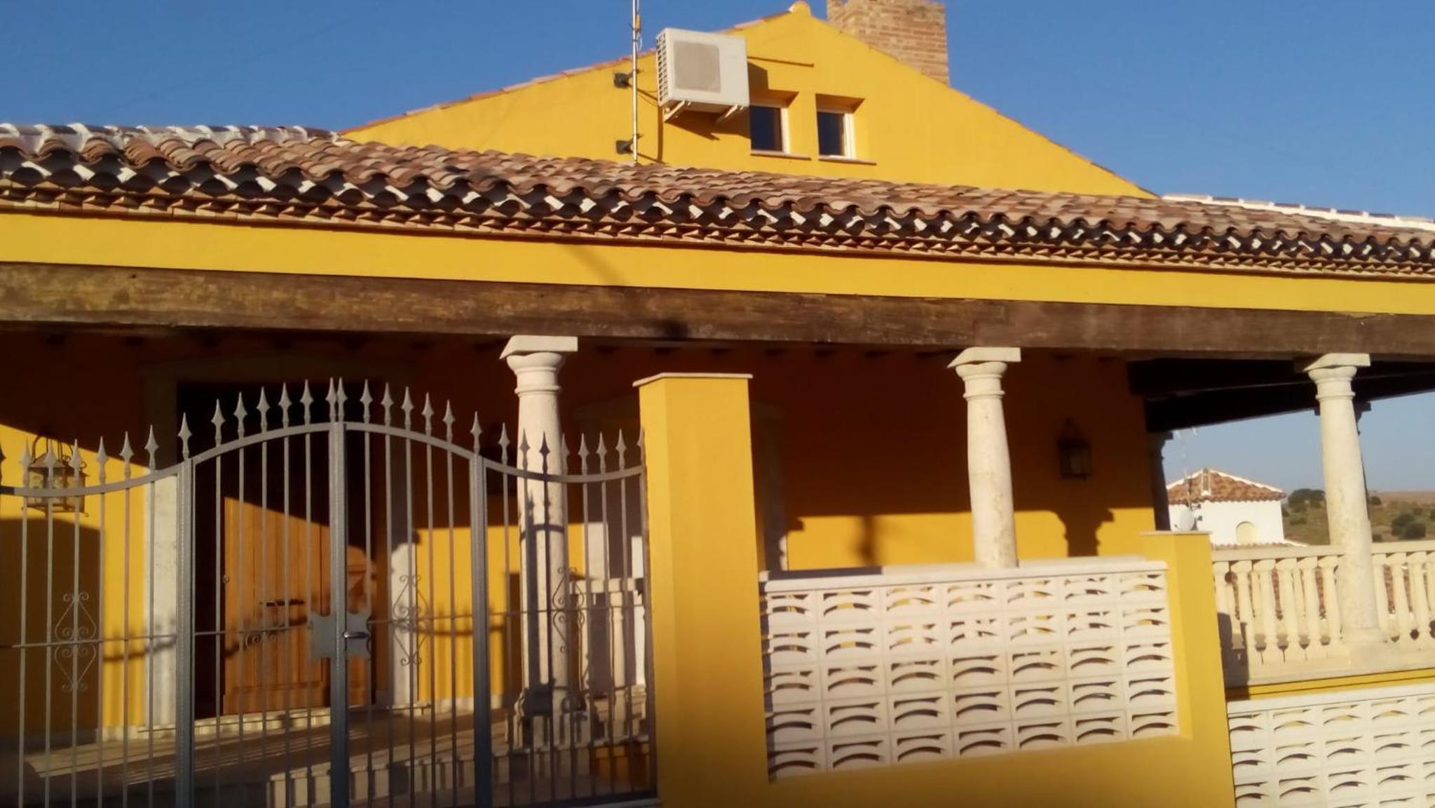 Casa Gonzalez