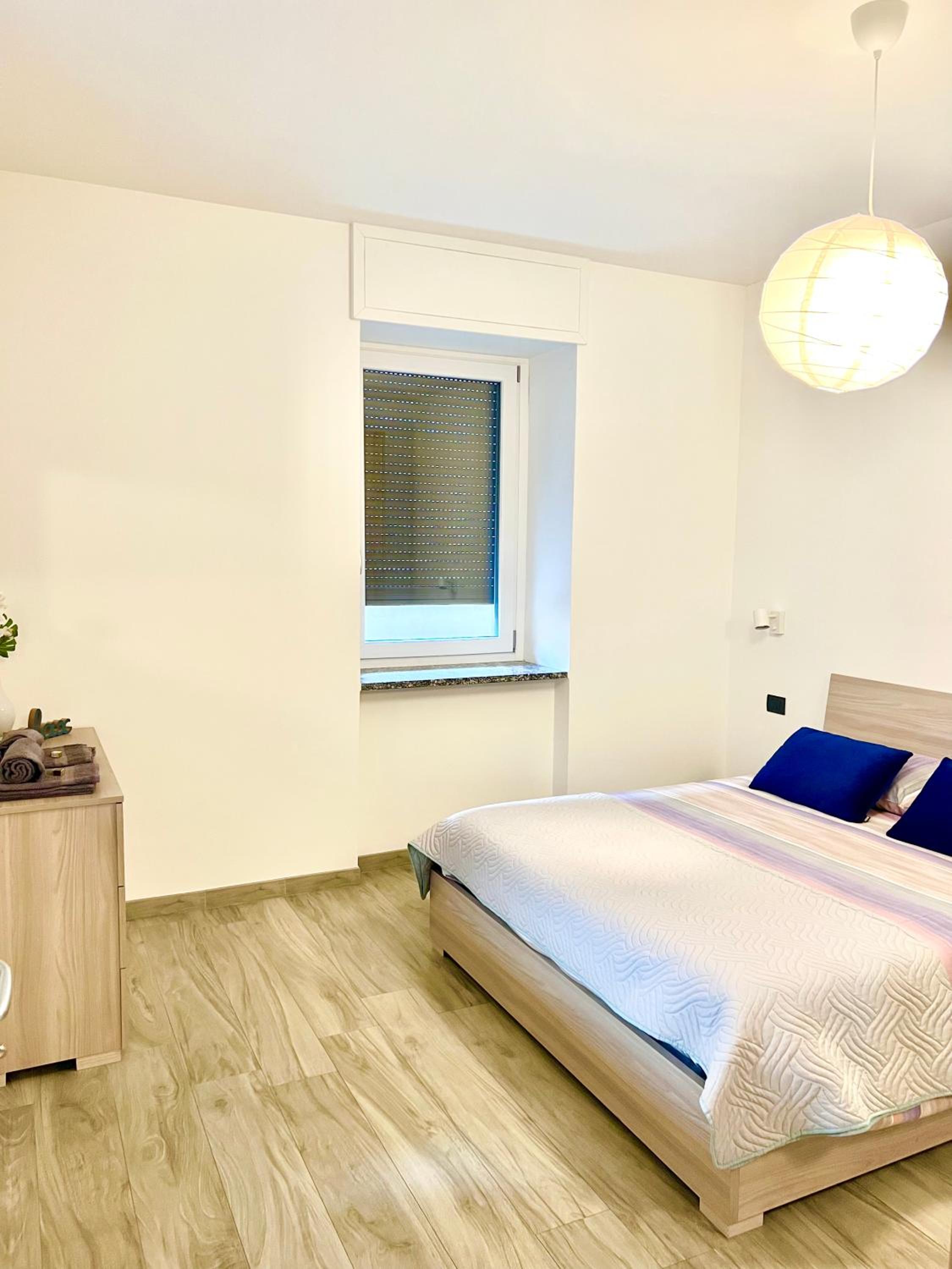 TIME TO ESCAPE en Tirano — hotel room