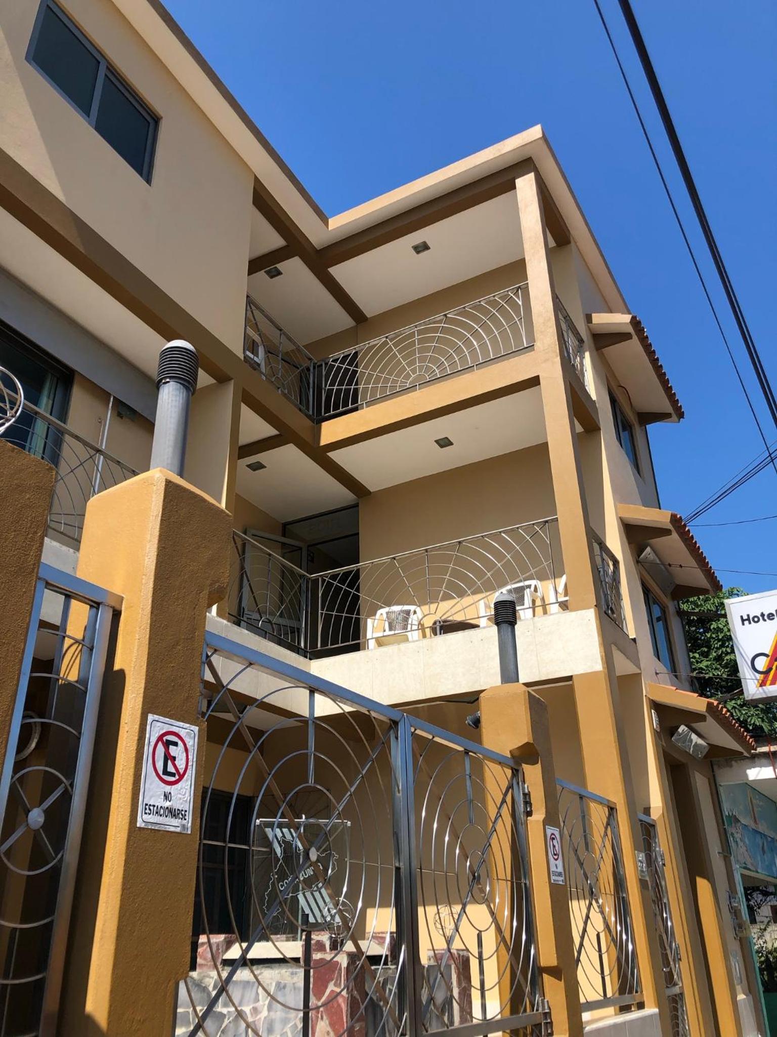 Hotel Catala - Image 1