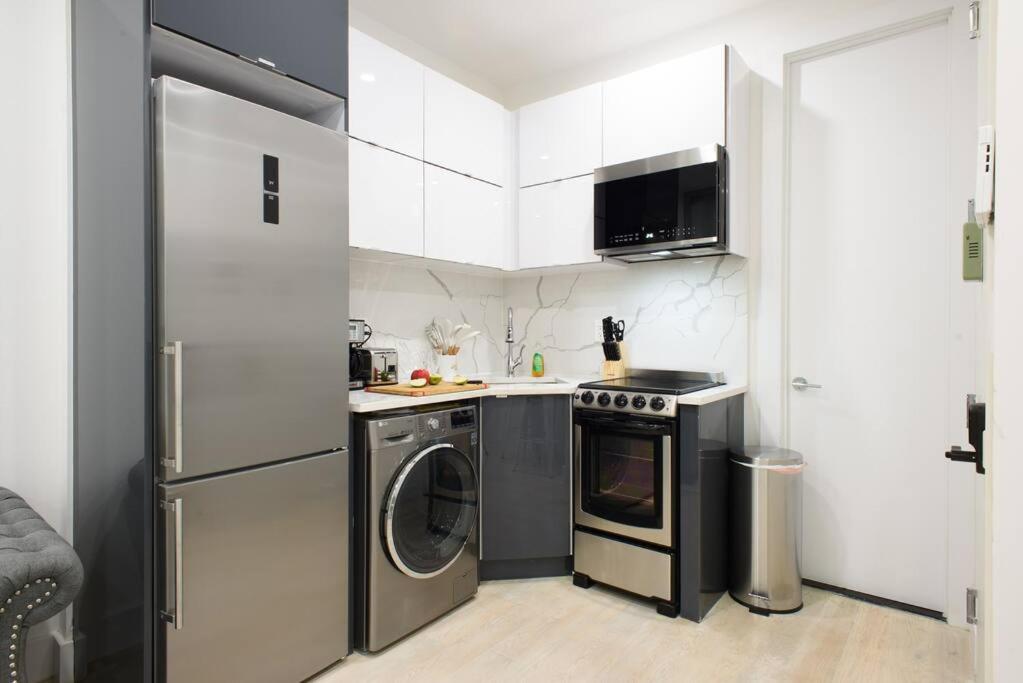 78-2B New furnished 1BR WD walk to Central Park