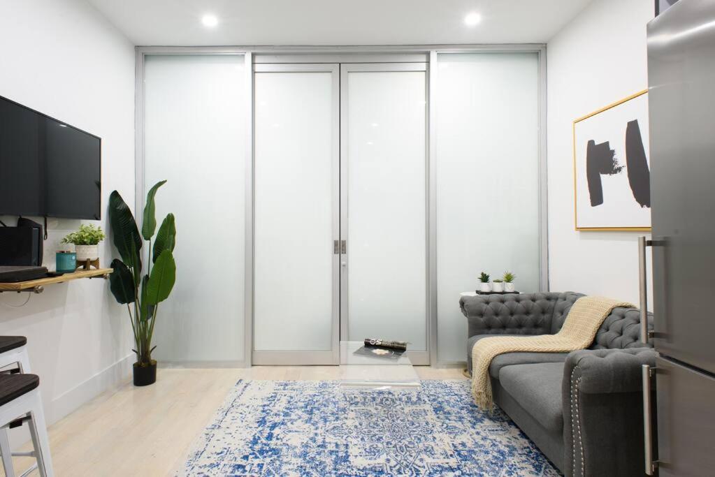 78-2B New furnished 1BR WD walk to Central Park