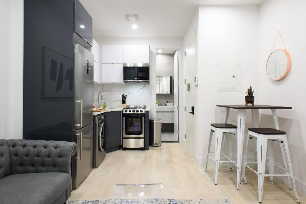 78-2B New furnished 1BR WD walk to Central Park