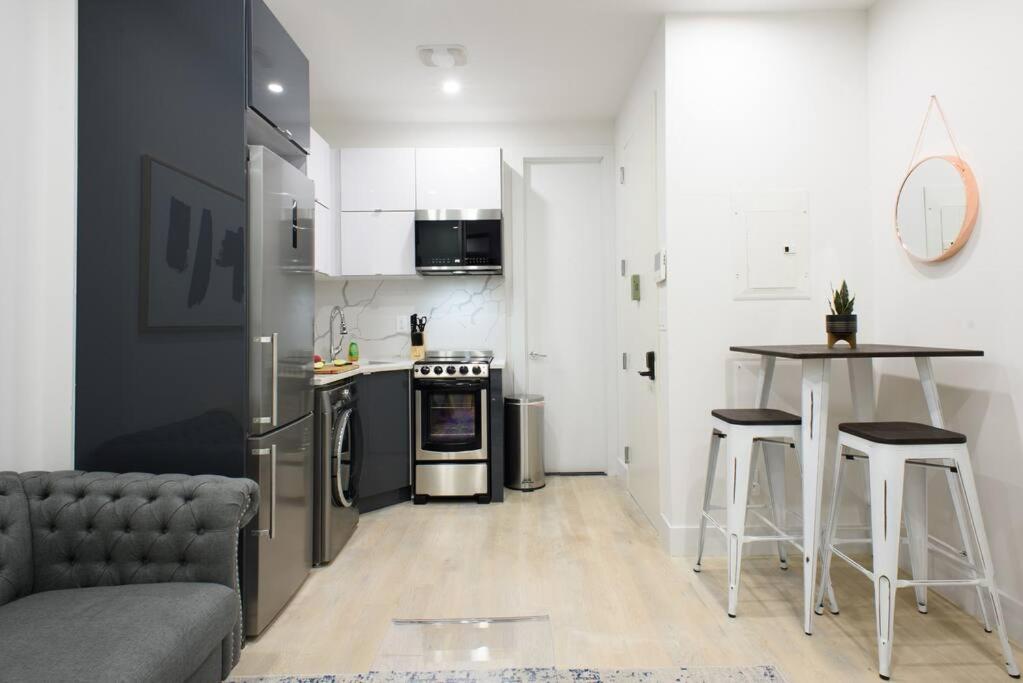 78-2B New furnished 1BR WD walk to Central Park