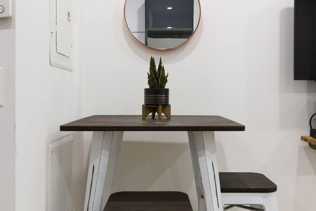 78-2B New furnished 1BR WD walk to Central Park