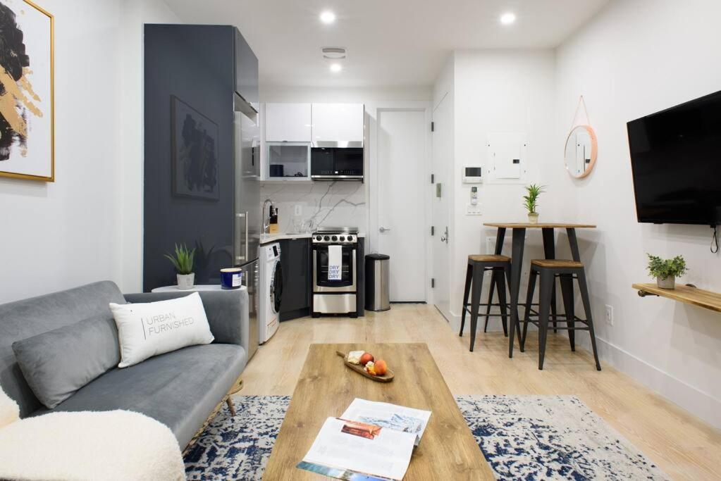 78-2D New furnished 1BR WD walk to Central Park