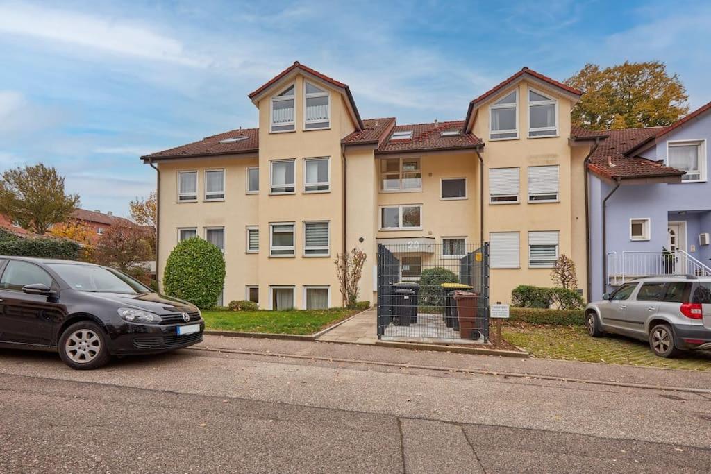 Nicole, schönes Apartment in Pforzheim