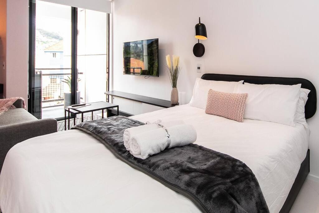 305 The Flamingo Sea Point view 3