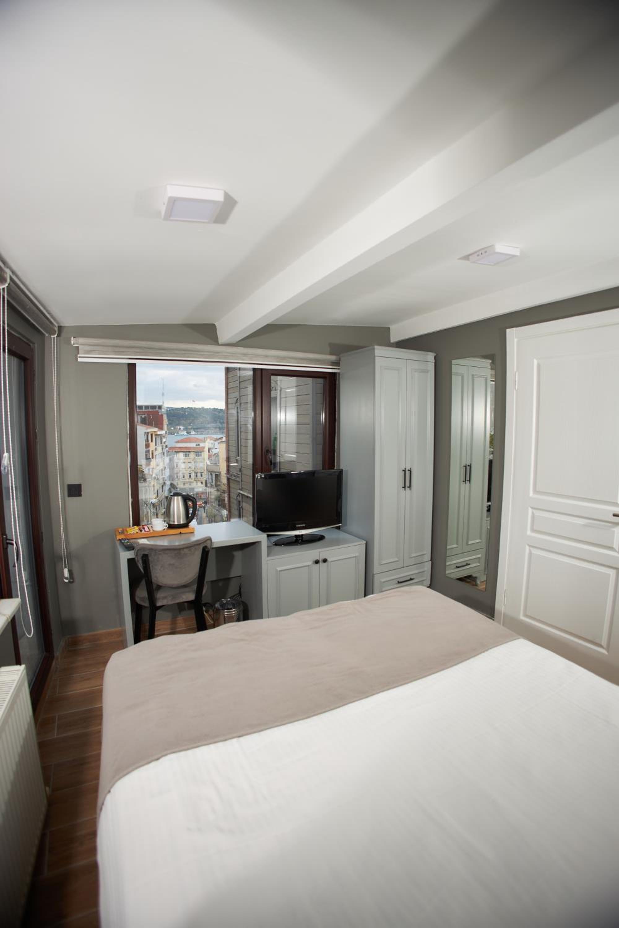 Ortaköy Aysem Sultan Otel - Image 8