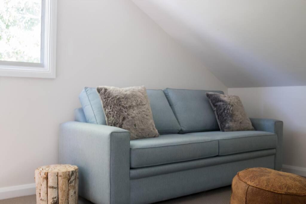 Riverlea Stables- style and charm await you!