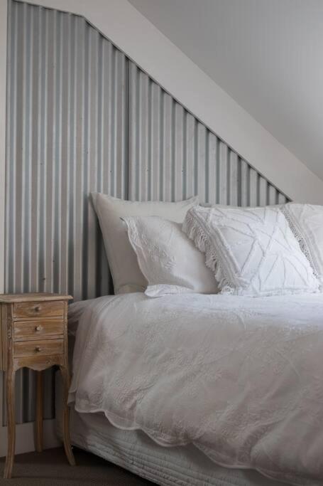 Riverlea Stables- style and charm await you!