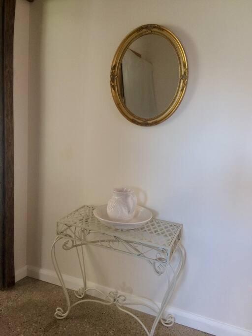 Riverlea Stables- style and charm await you!