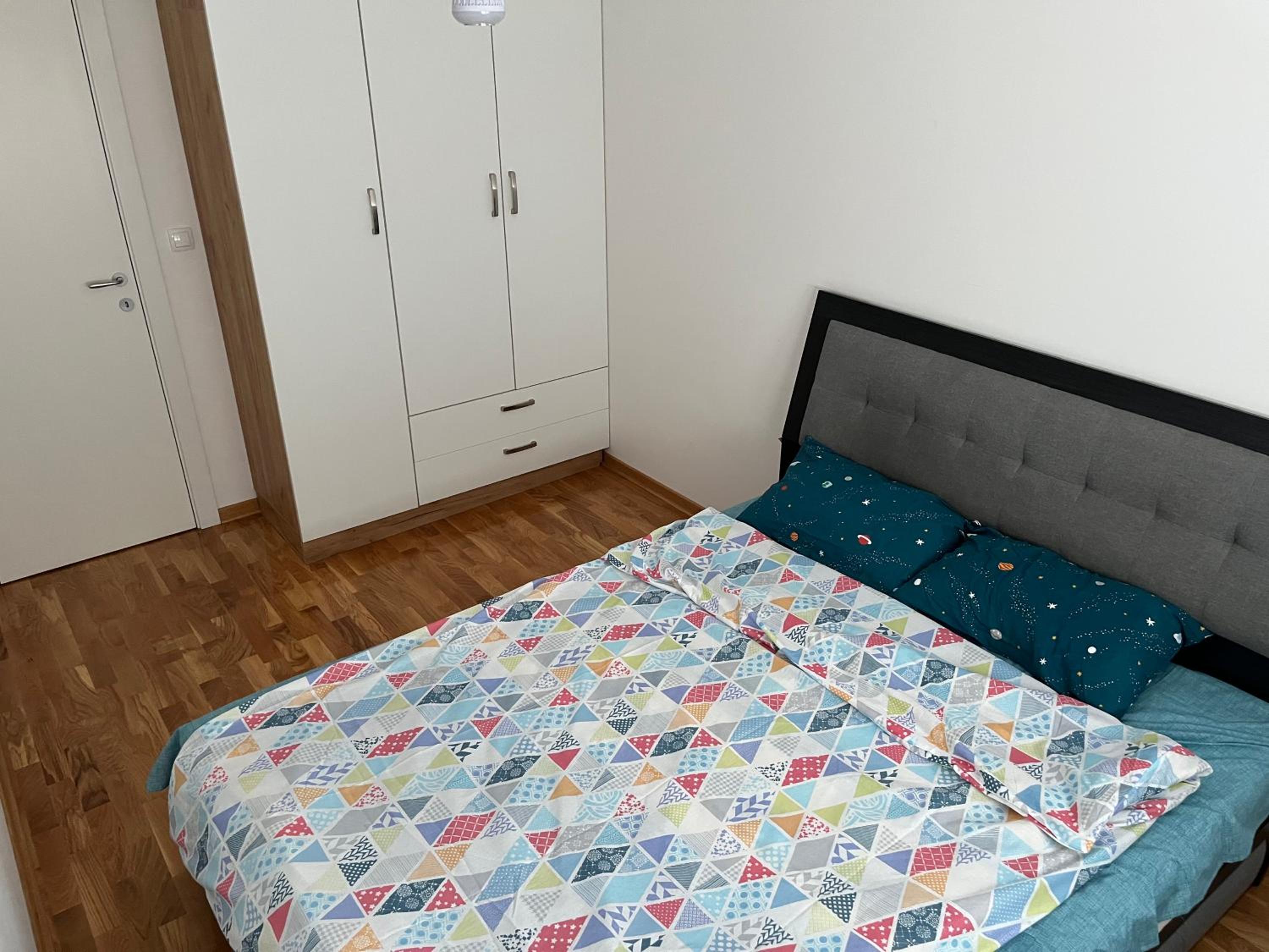 Photo 42