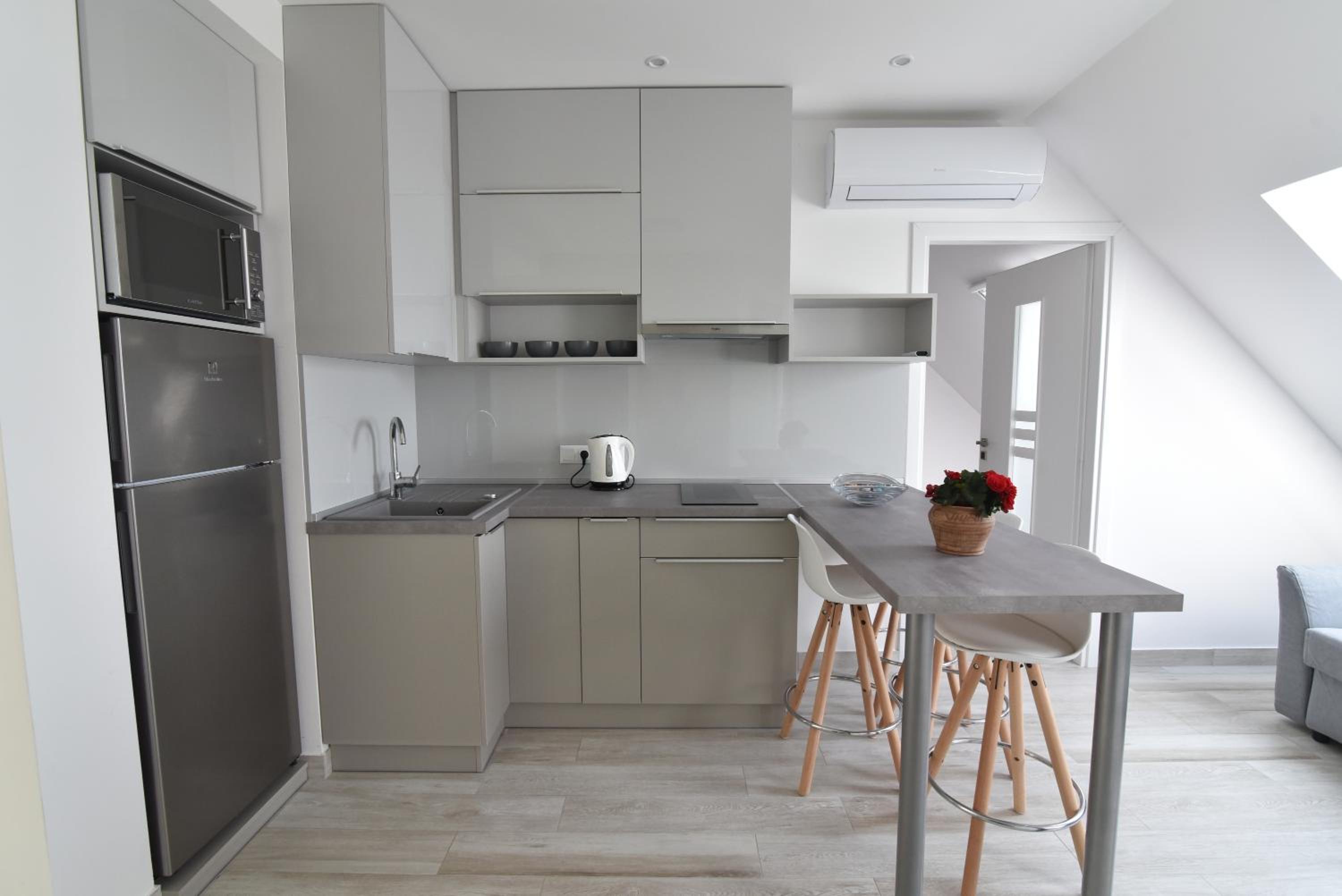 Zsolna Apartman view 4