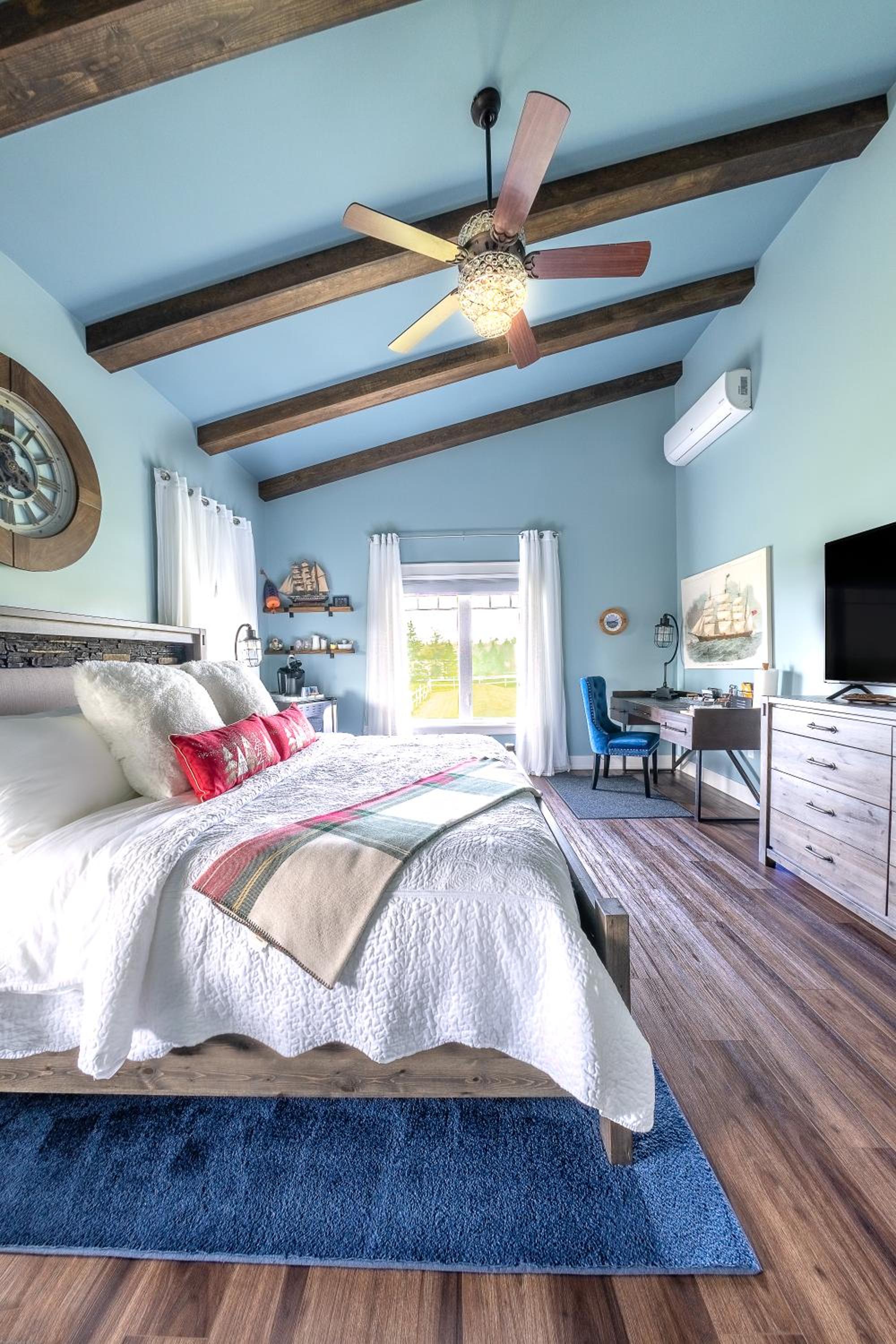 Hotel Back Home Bed and Breakfast - Image 1