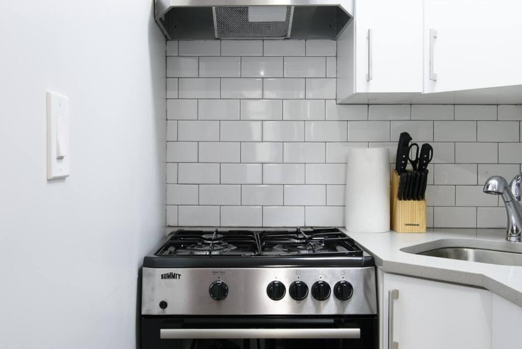 350-2A Prime gramercy Newly renovated 1BR sleeps 4