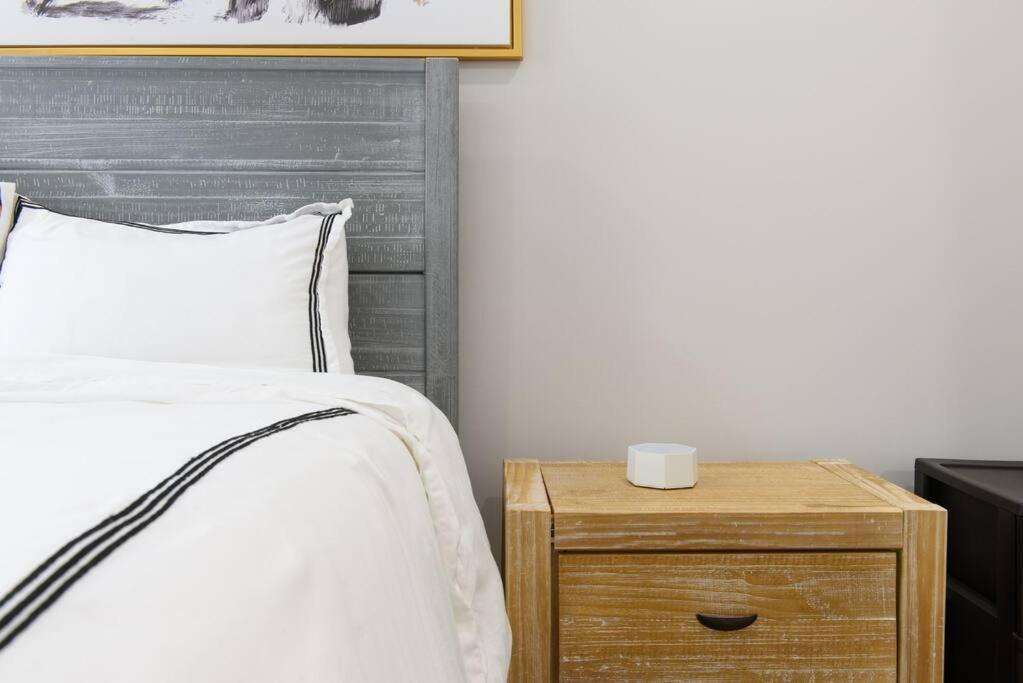 350-2A Prime gramercy Newly renovated 1BR sleeps 4