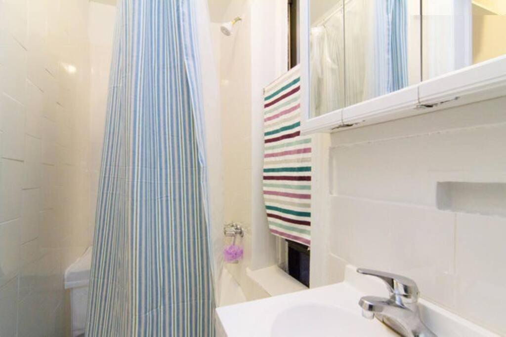 211-3 Prime Union Square Large 1BR Great value