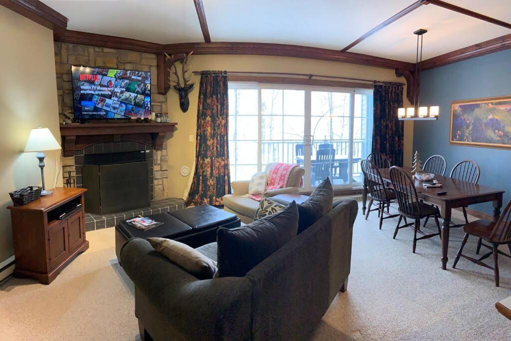 Hotel Chalet-style Condo - 5 Minutes To Lifts And Village!