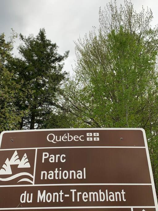 Chalet-Style Condo - 5 minutes to Lifts and village!