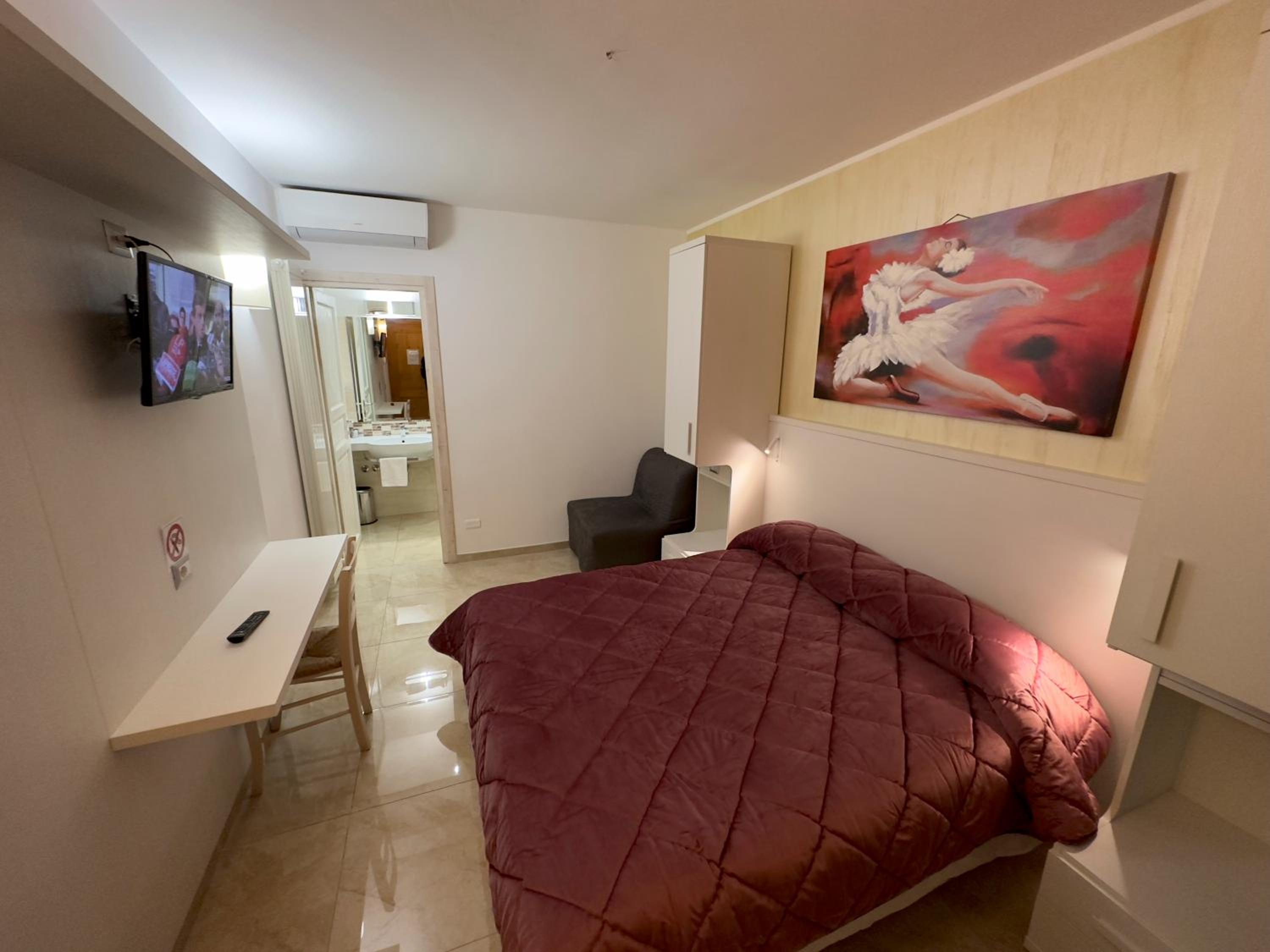 hotel room