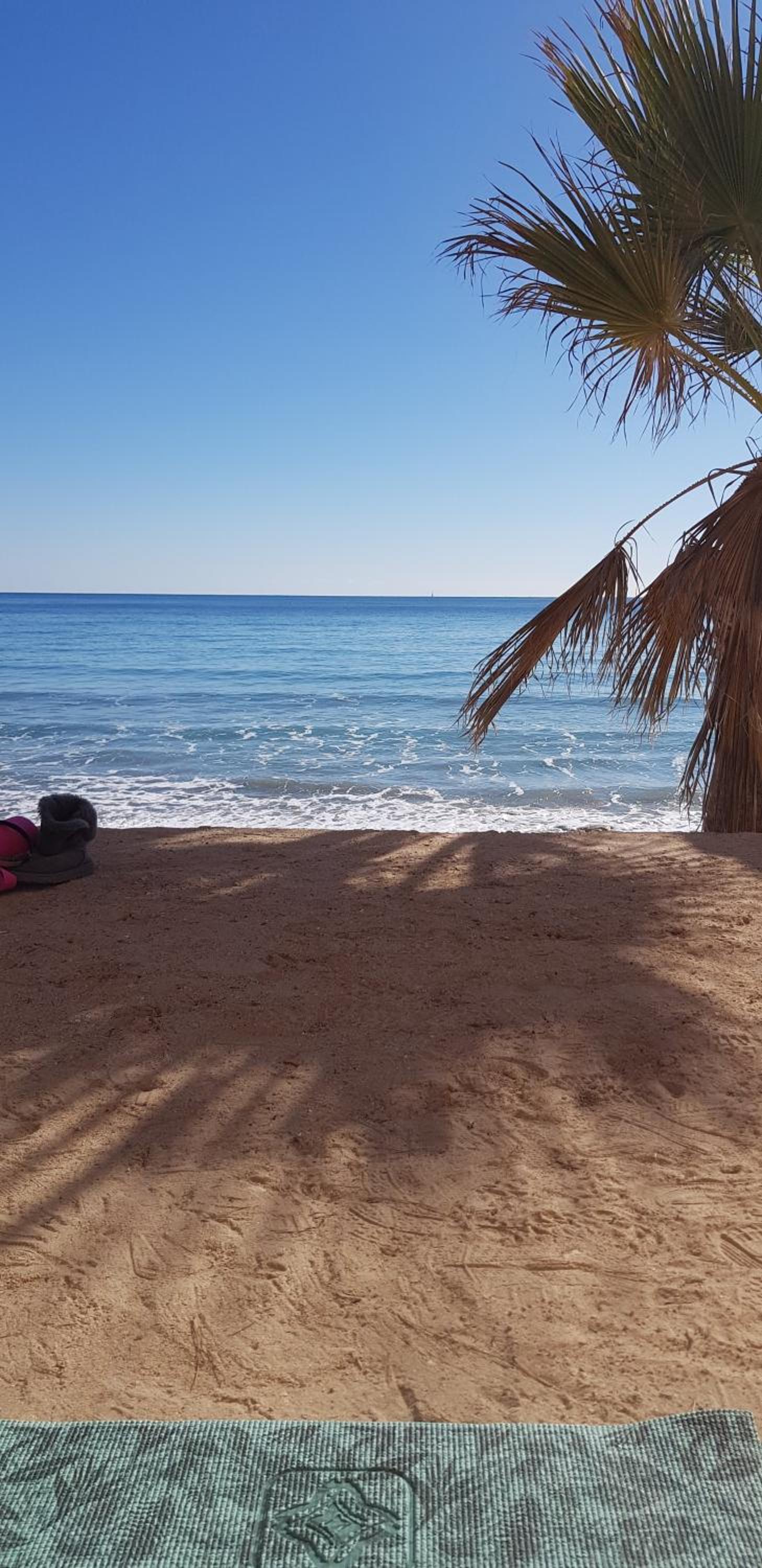 TOWNHOUSE 1 minute walk to Villamartin plaza