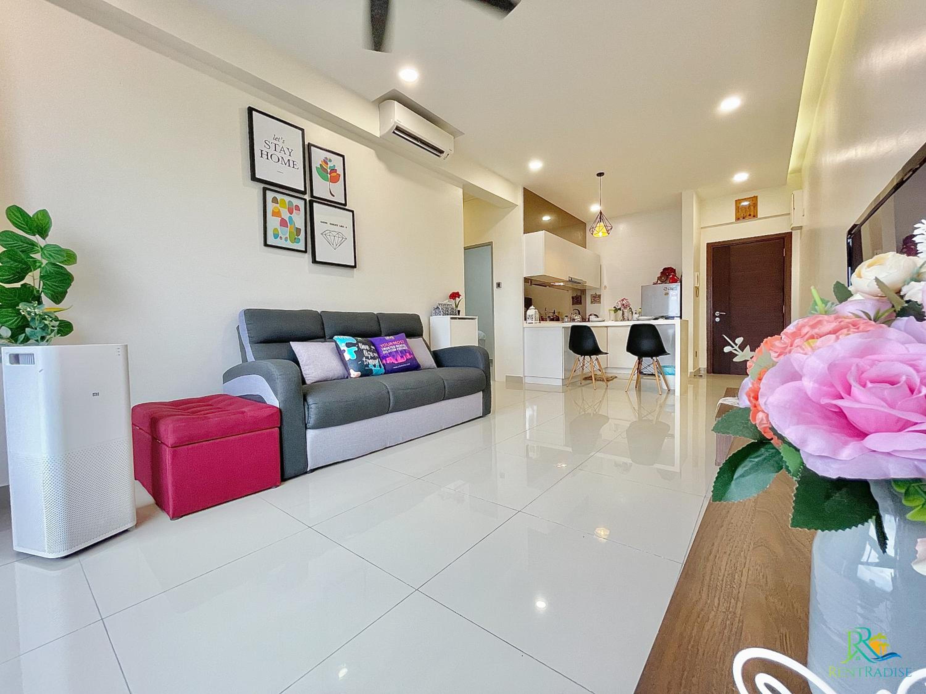VSummer Suites by RR JBcity