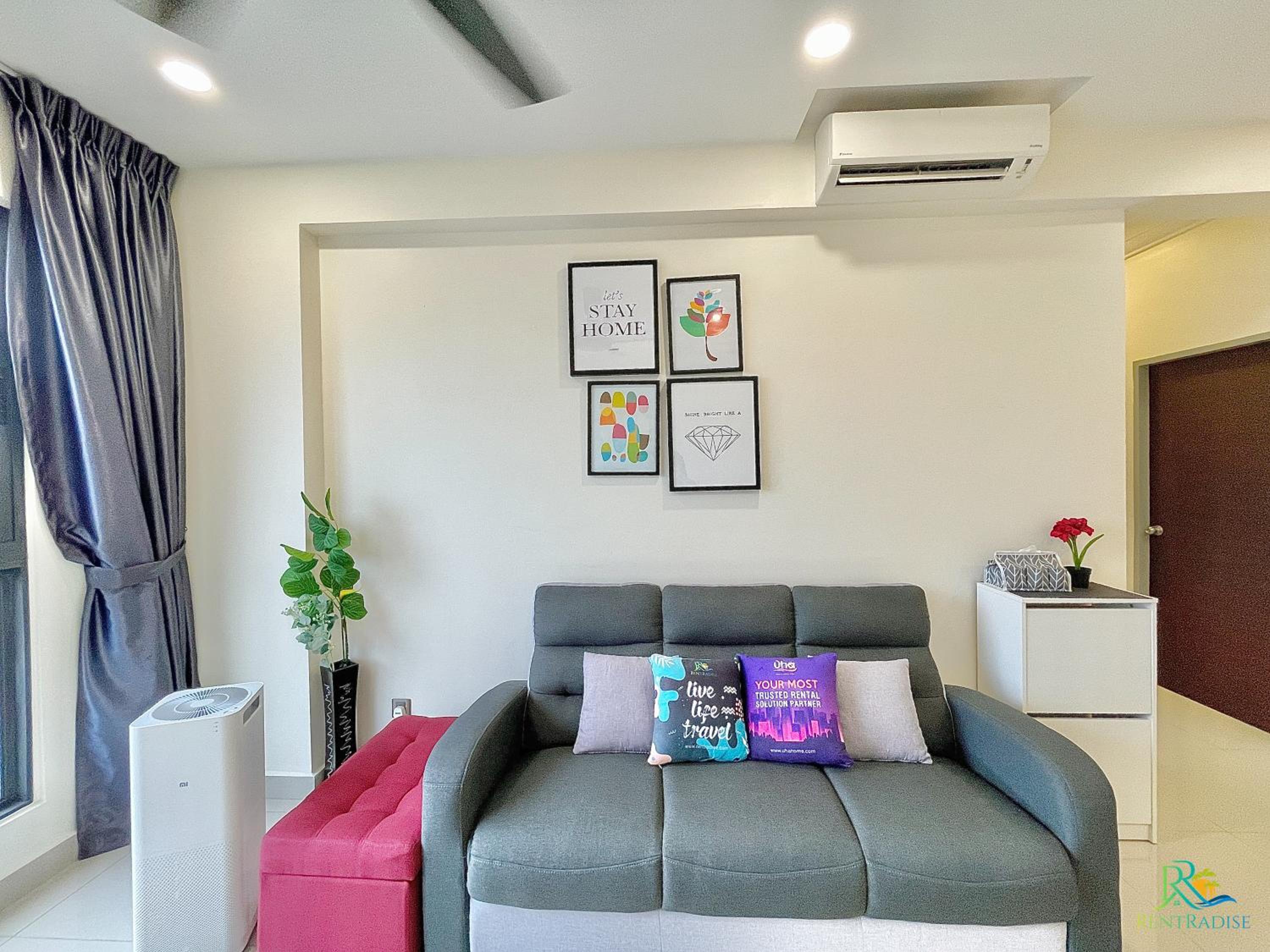 VSummer Suites by RR JBcity