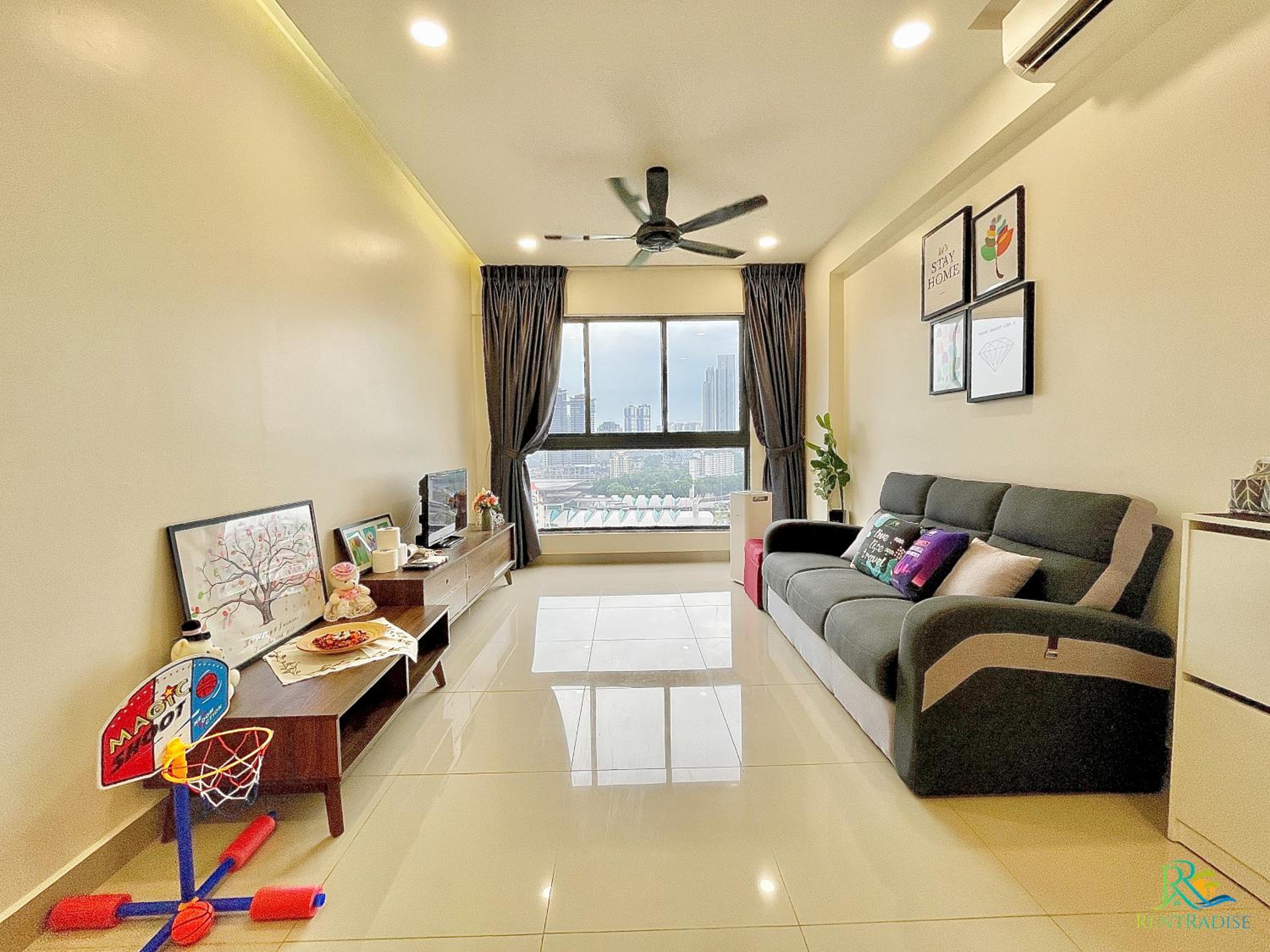 VSummer Suites by RR JBcity