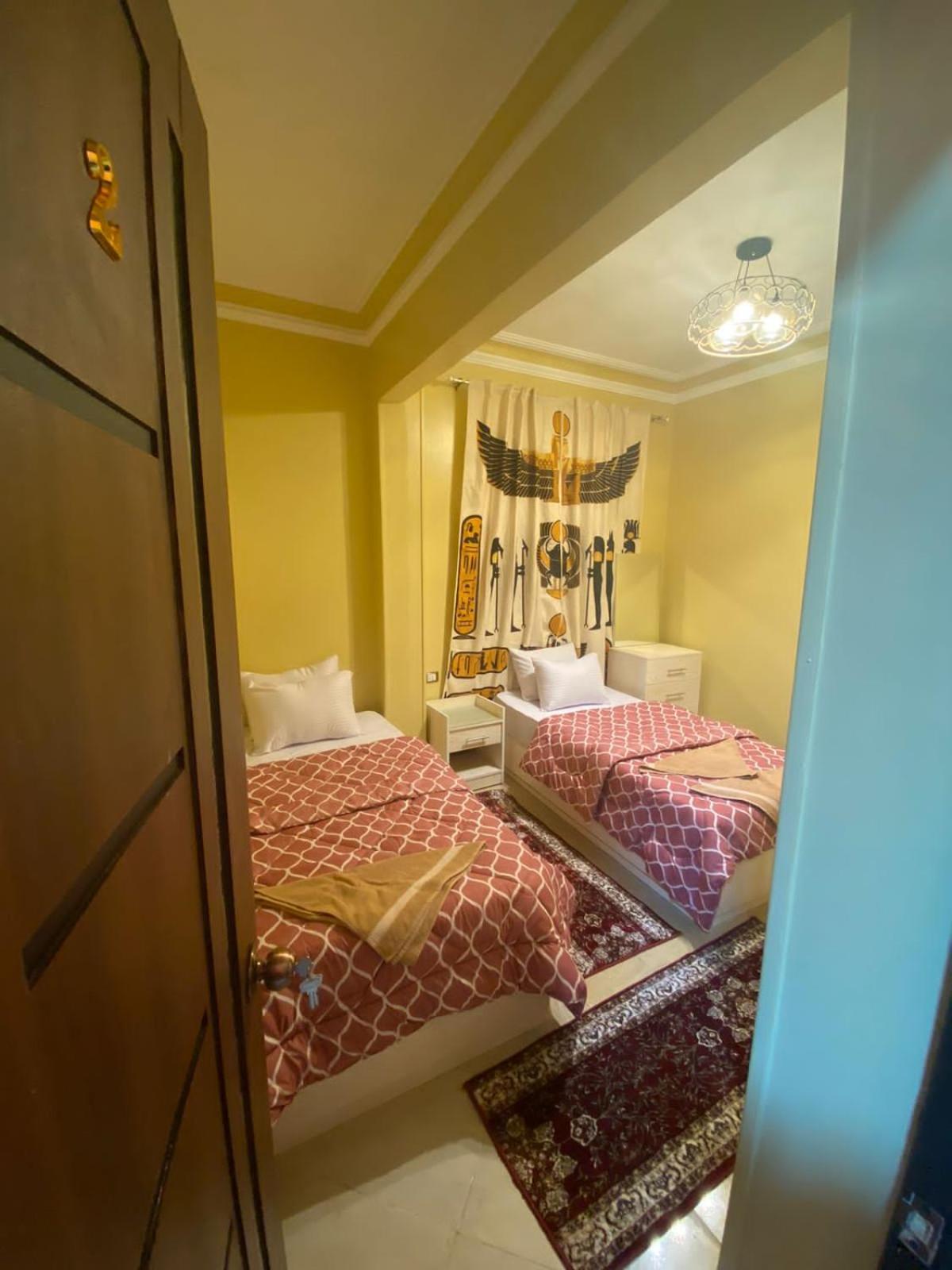 Bella Casa Pyramids Inn