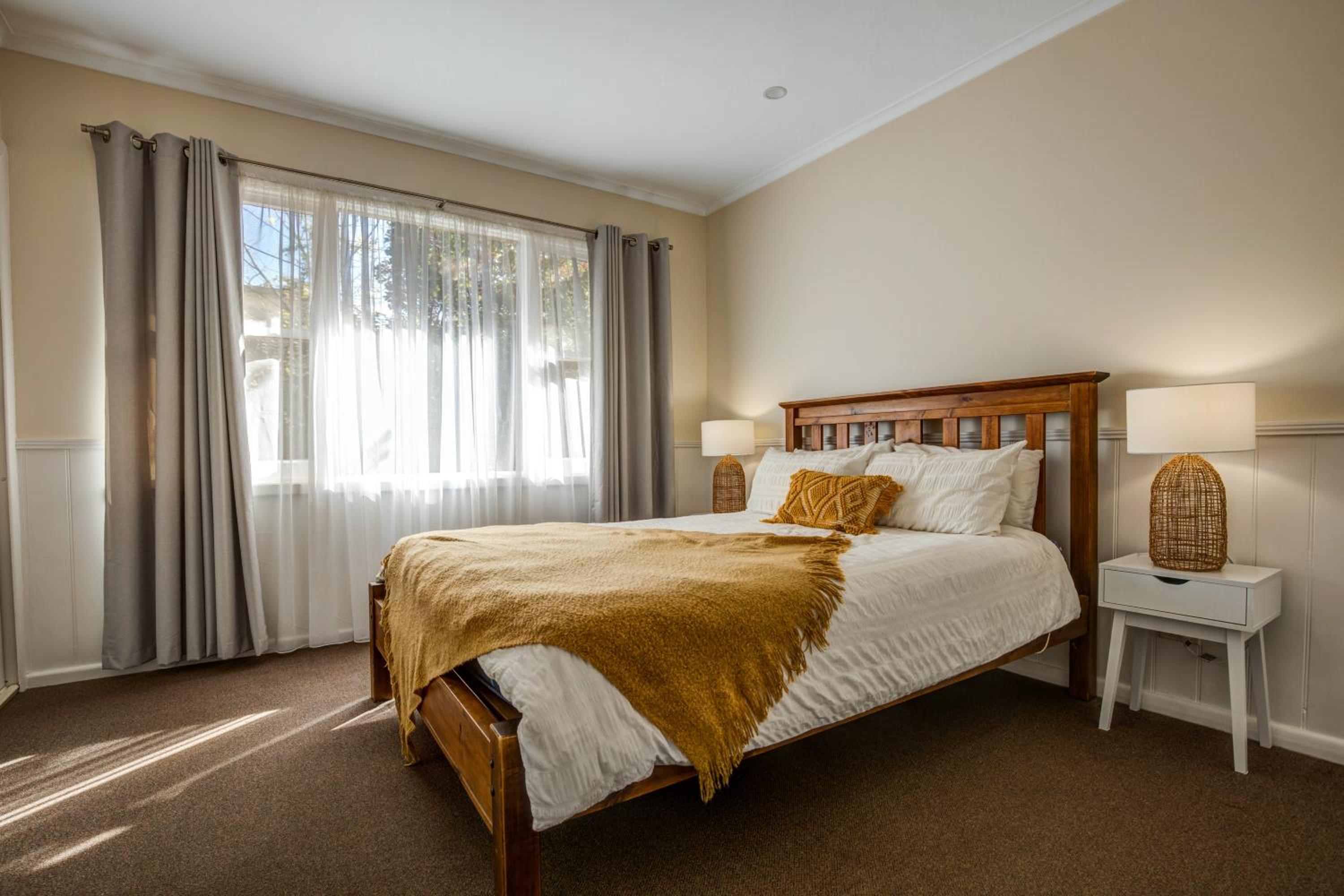 Viewhill Holiday Units - Bright