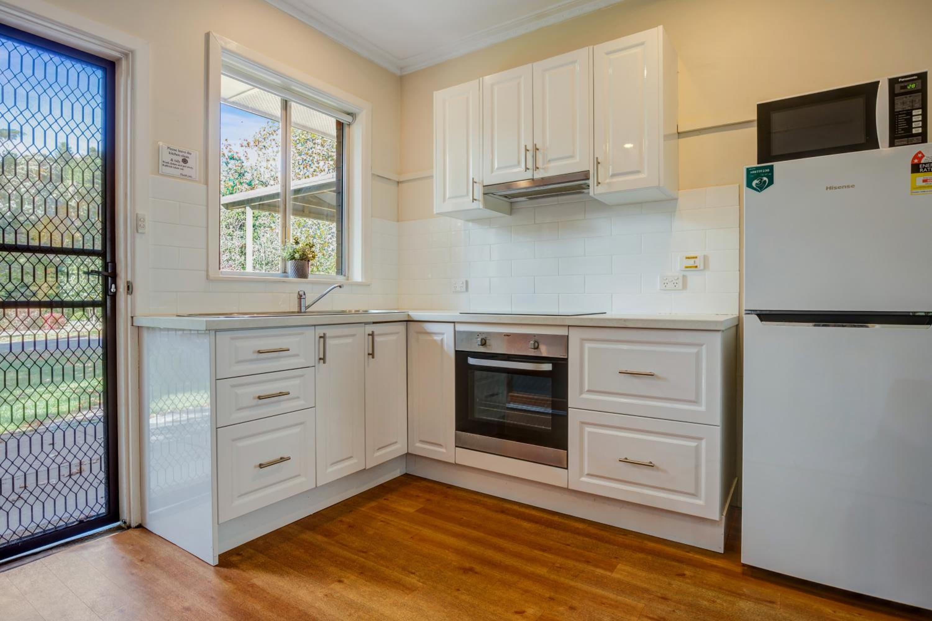 Viewhill Holiday Units - Bright