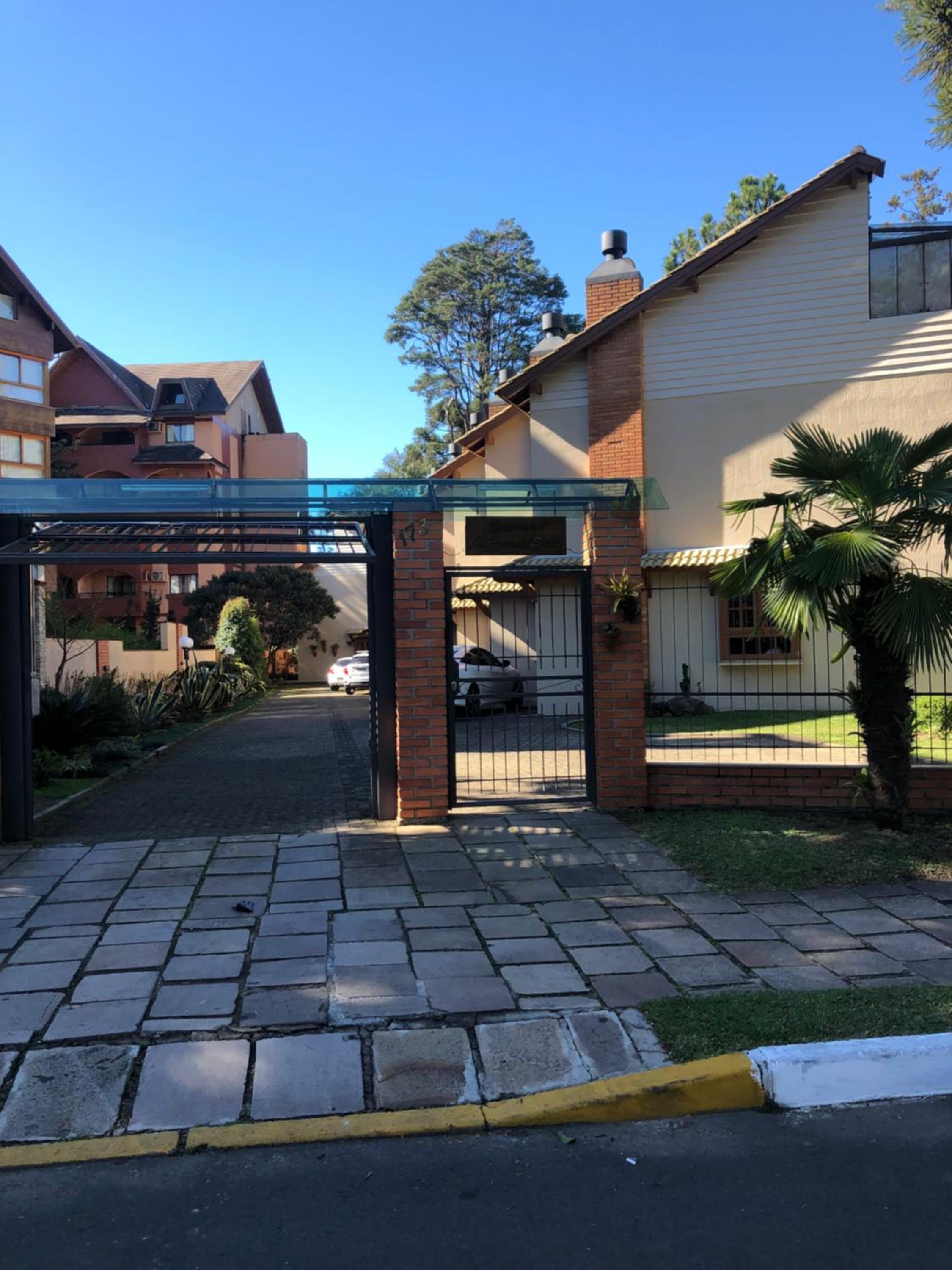 Apartamento aconchegate no centro de Gramado. view 2