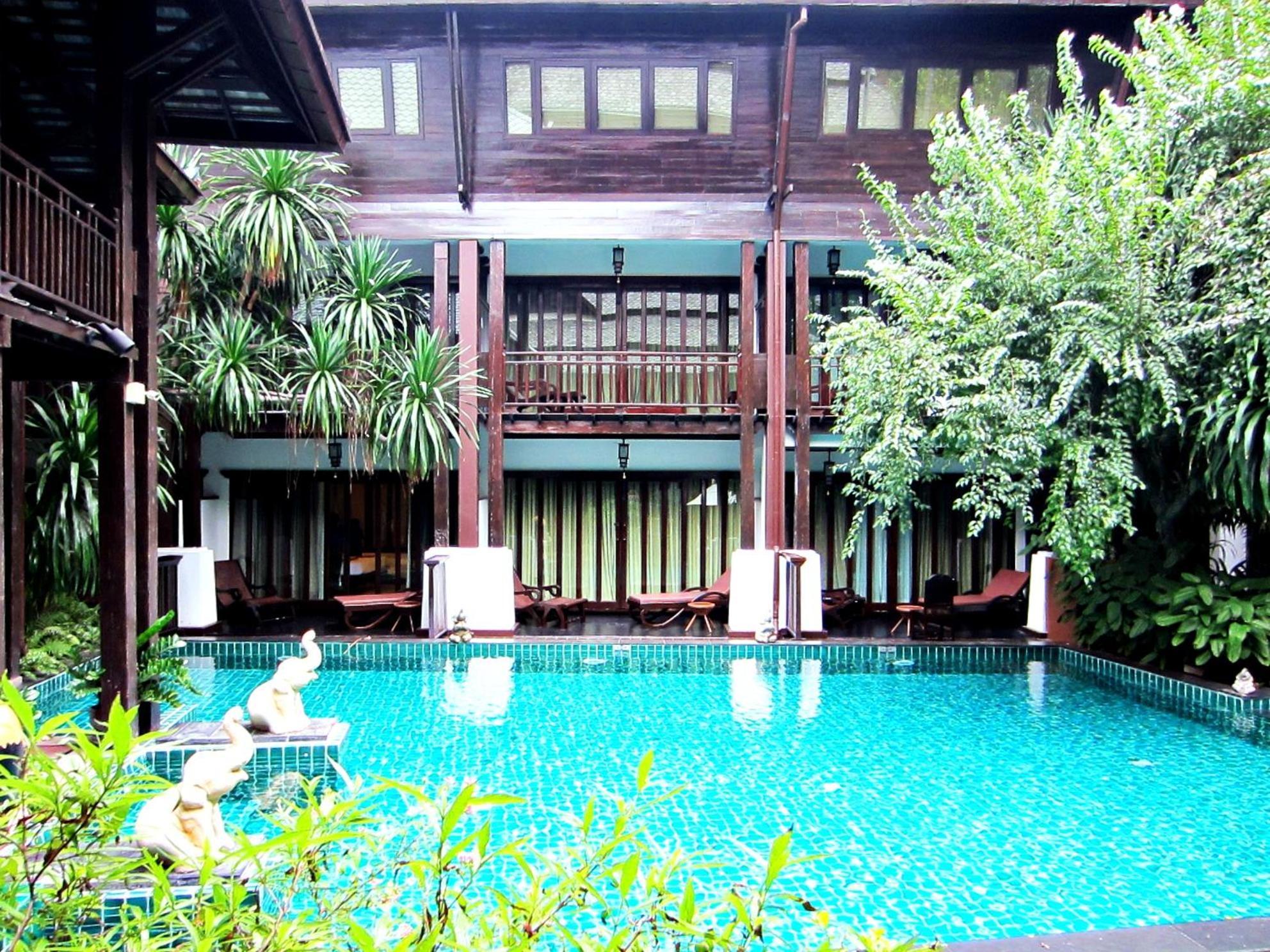 Yantarasri Resort
