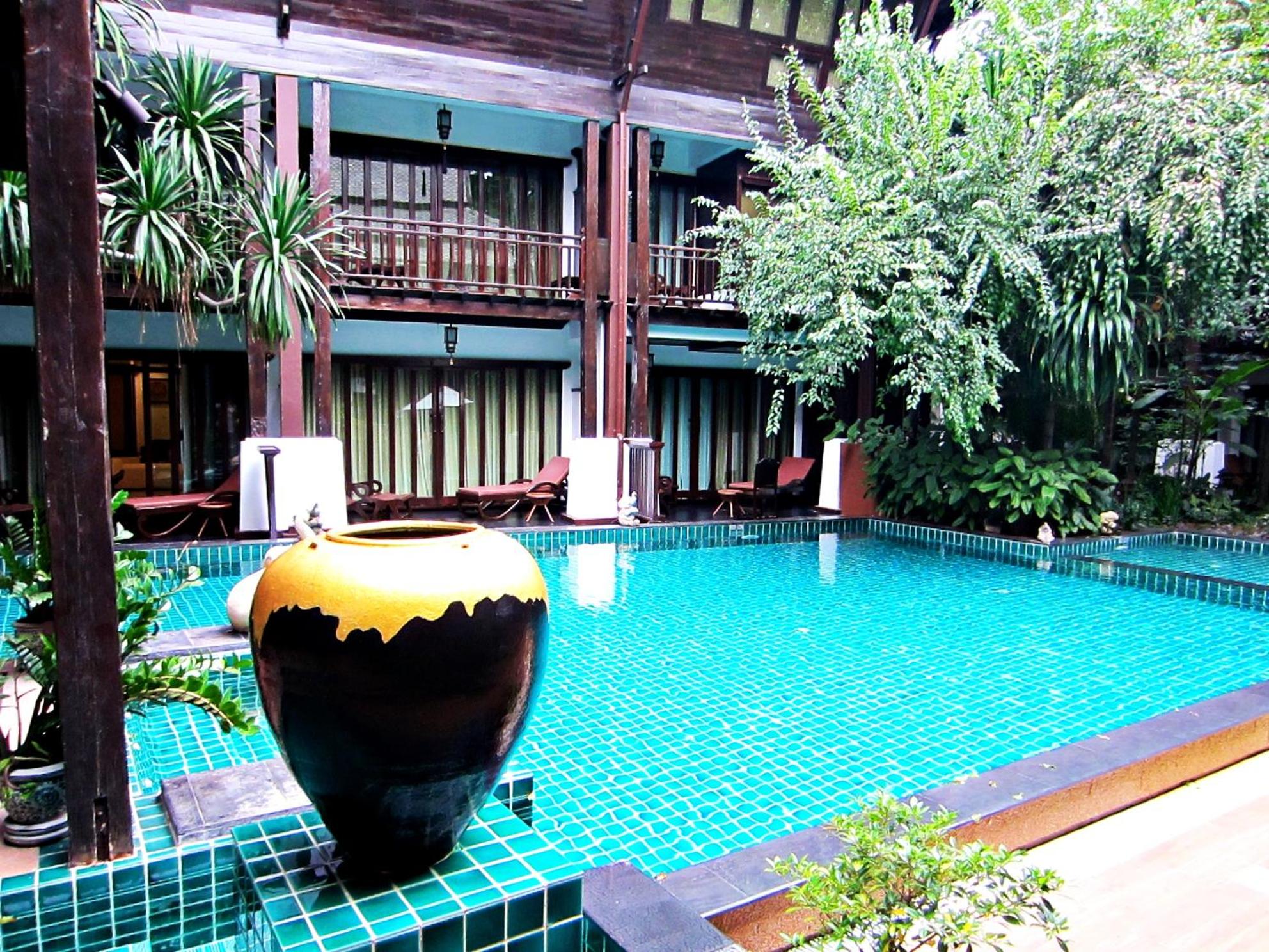 Yantarasri Resort
