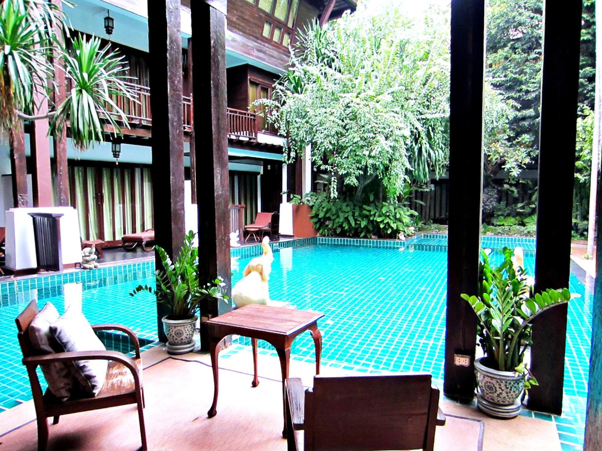 Yantarasri Resort