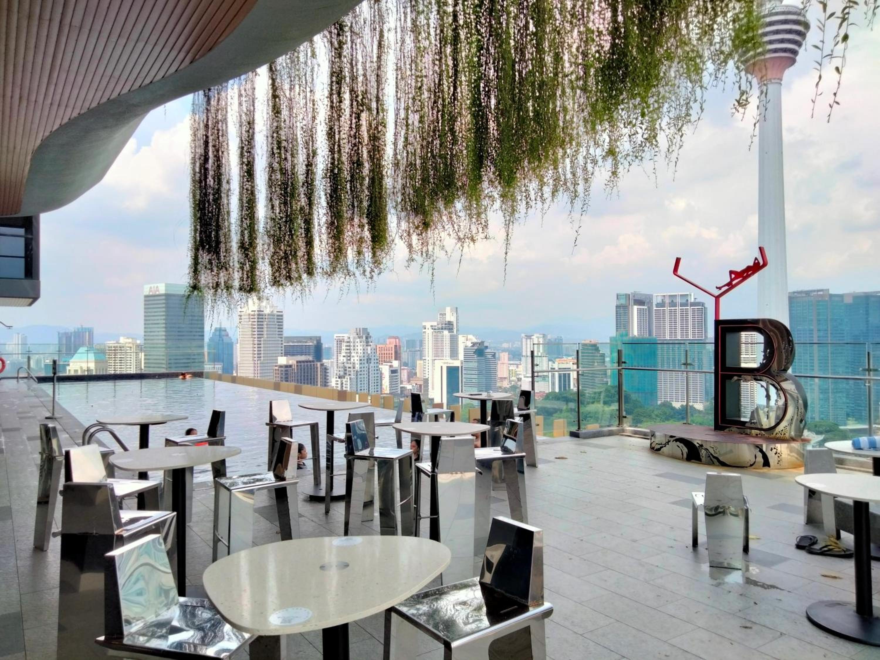 Ceylonz Suites Bukit Bintang I HomeBrickz