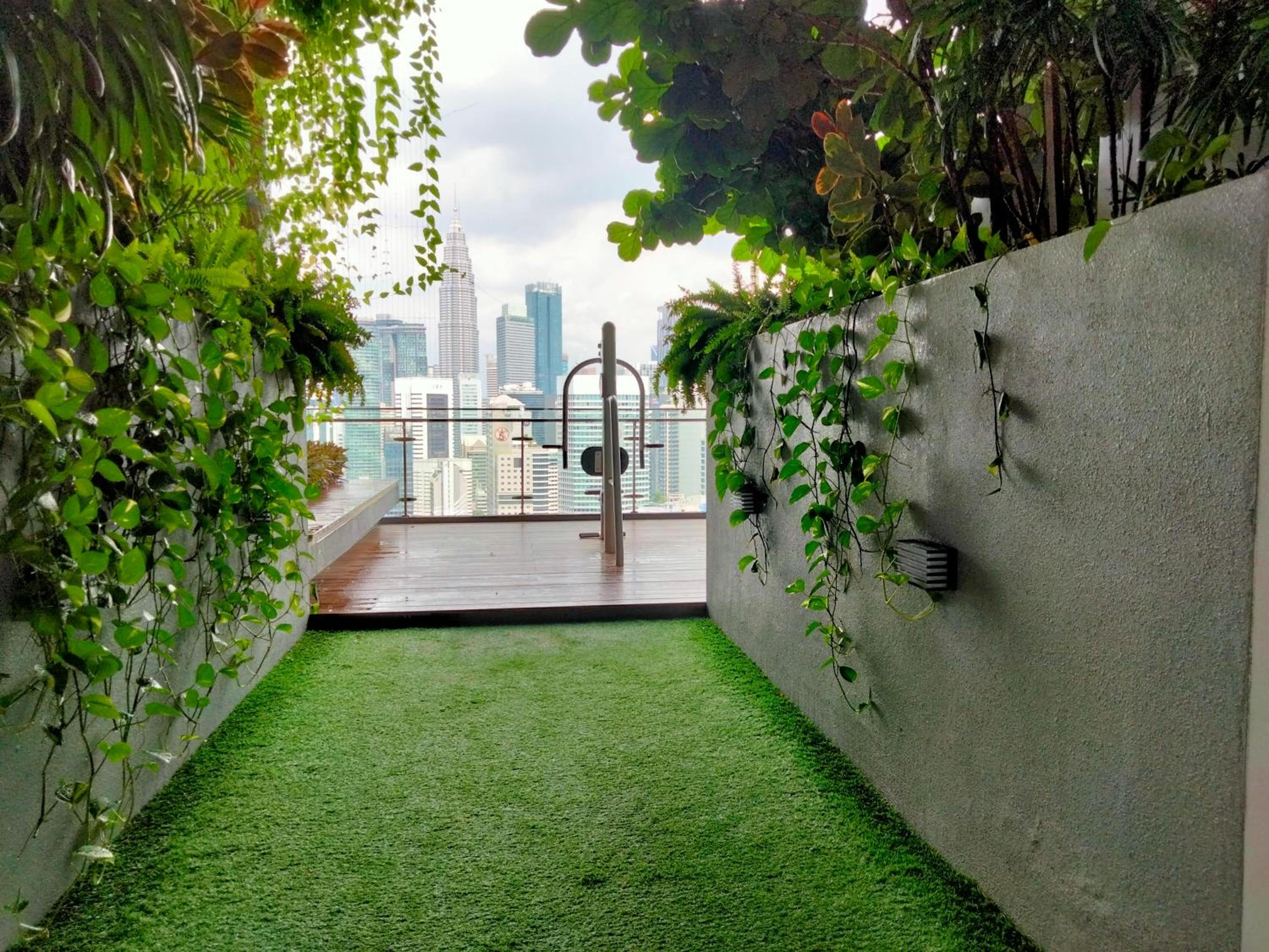 Ceylonz Suites Bukit Bintang I HomeBrickz