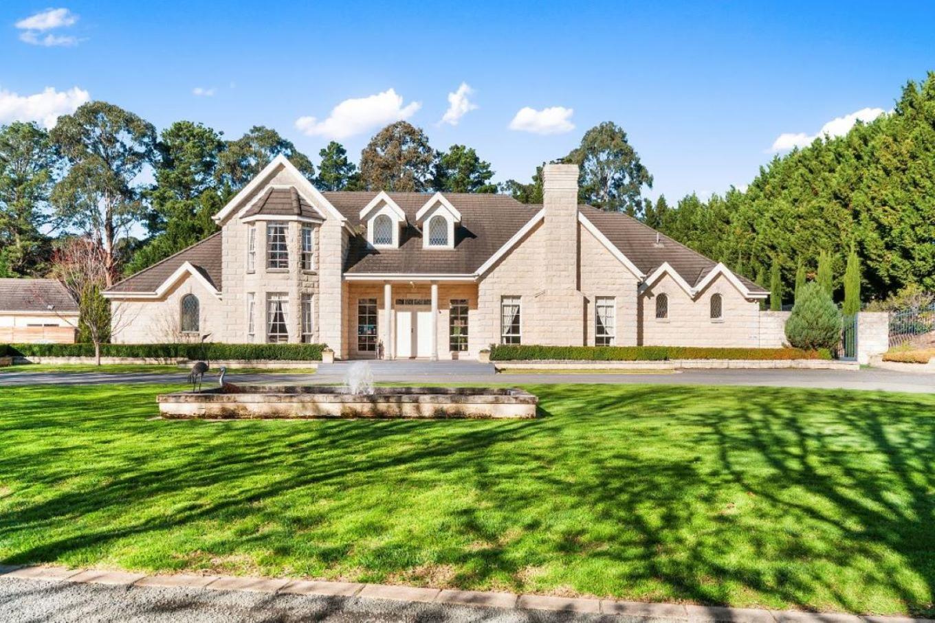 Montfort Manor