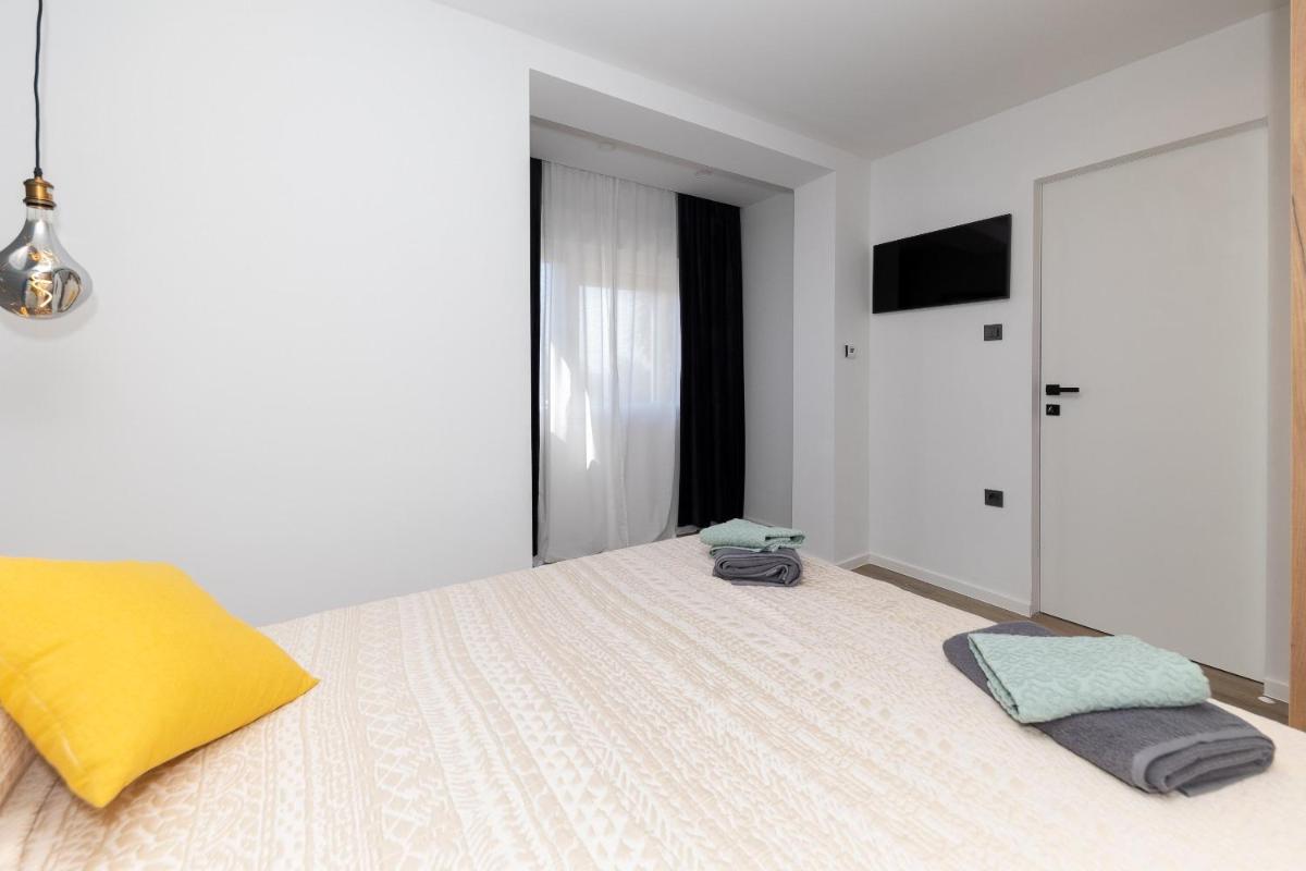 Apartment Hanka - great location & parking spot view 4