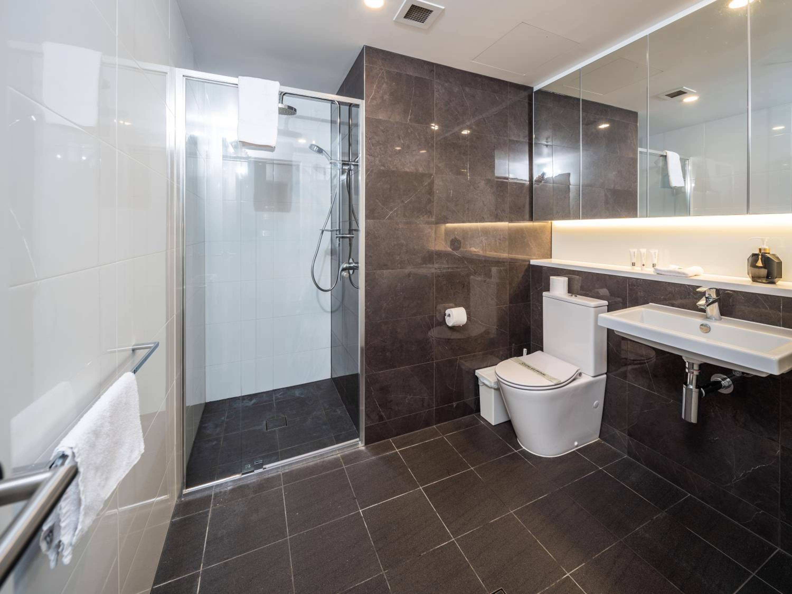Lvl 24 Bluey Themed family apartment in the heart of CBD by Stylish Stays